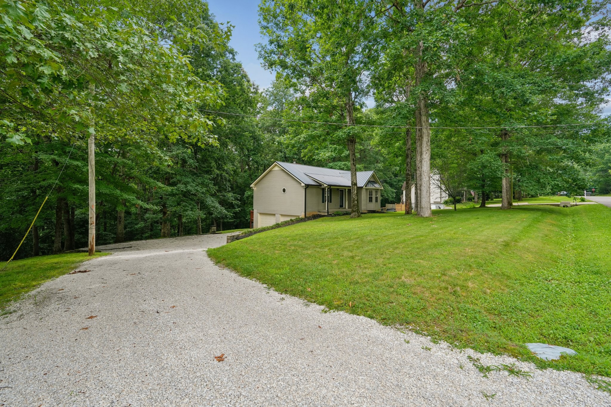 Homes for sale in Kingston Springs, TN | 1174 Anna Rebecca Ct, Kingston Springs, TN 37082 | MLS# 3270574