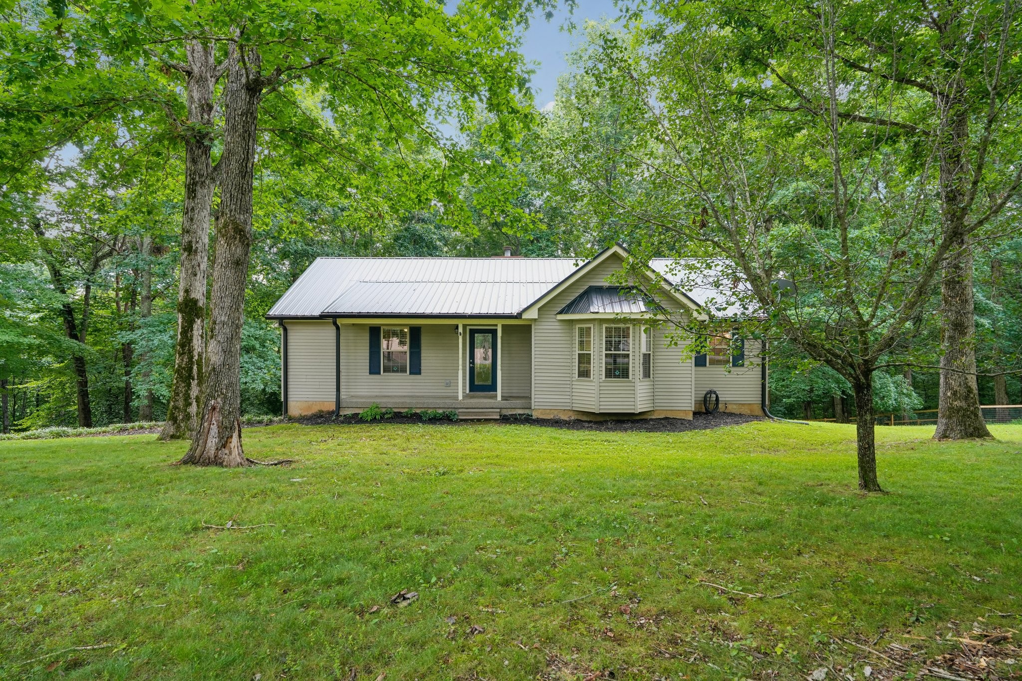 Homes for sale in Kingston Springs, TN | 1174 Anna Rebecca Ct, Kingston Springs, TN 37082 | MLS# 3270574