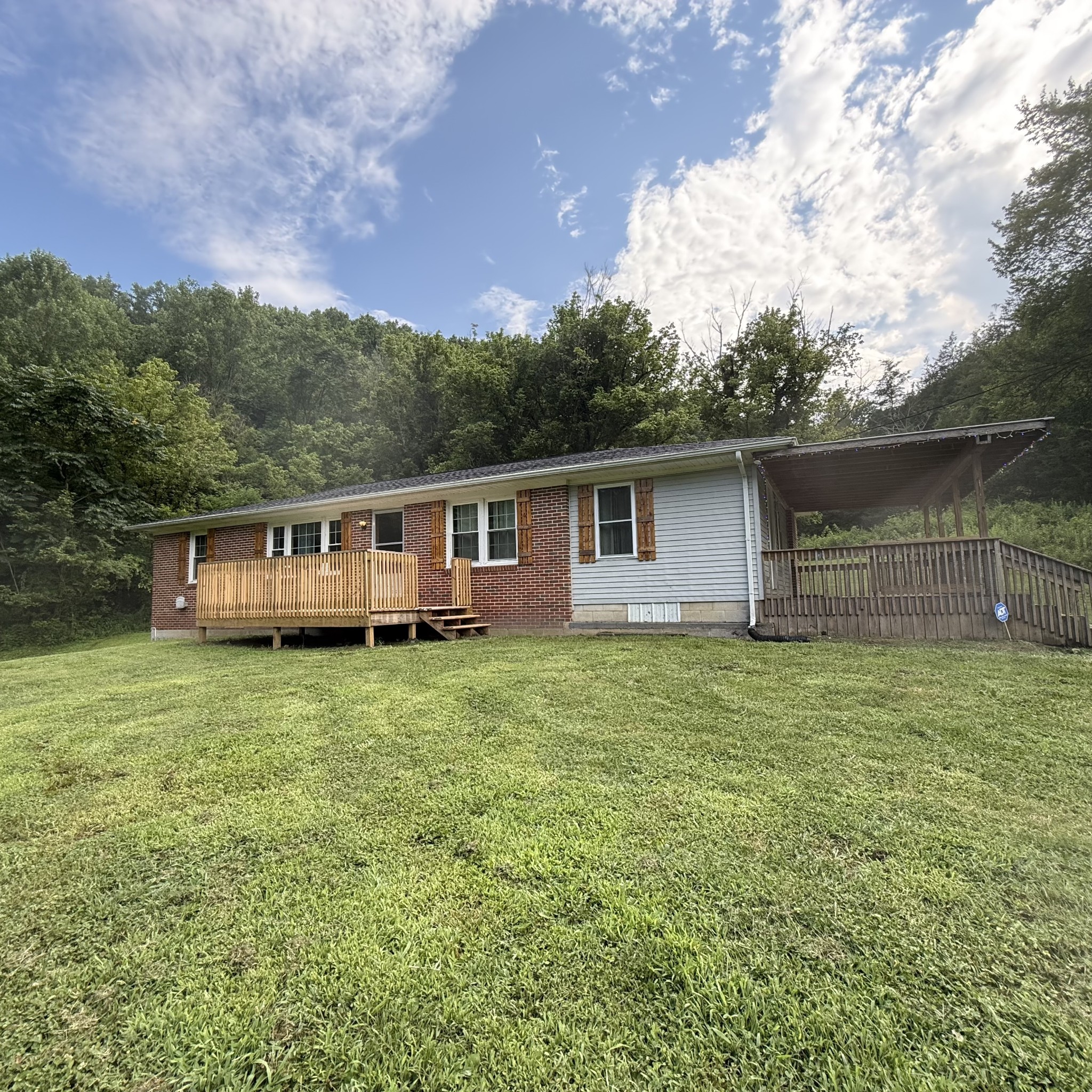 Homes for sale in Whitleyville, TN | 2625 Wartrace Hwy, Whitleyville, TN 38588 | MLS# 3272152