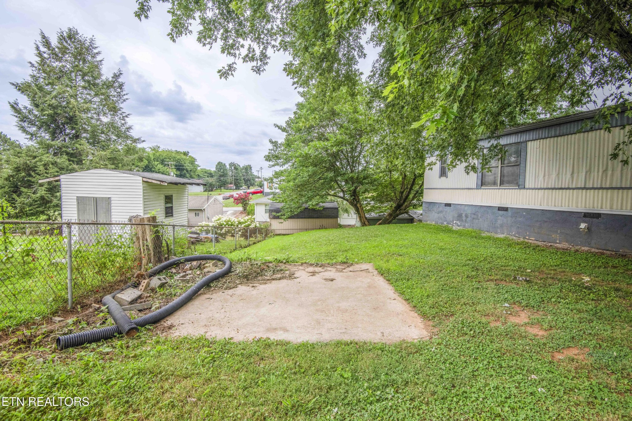 Homes for sale in Loudon, TN | 413 Mason Lane, Loudon, TN 37774 | MLS# 3271994
