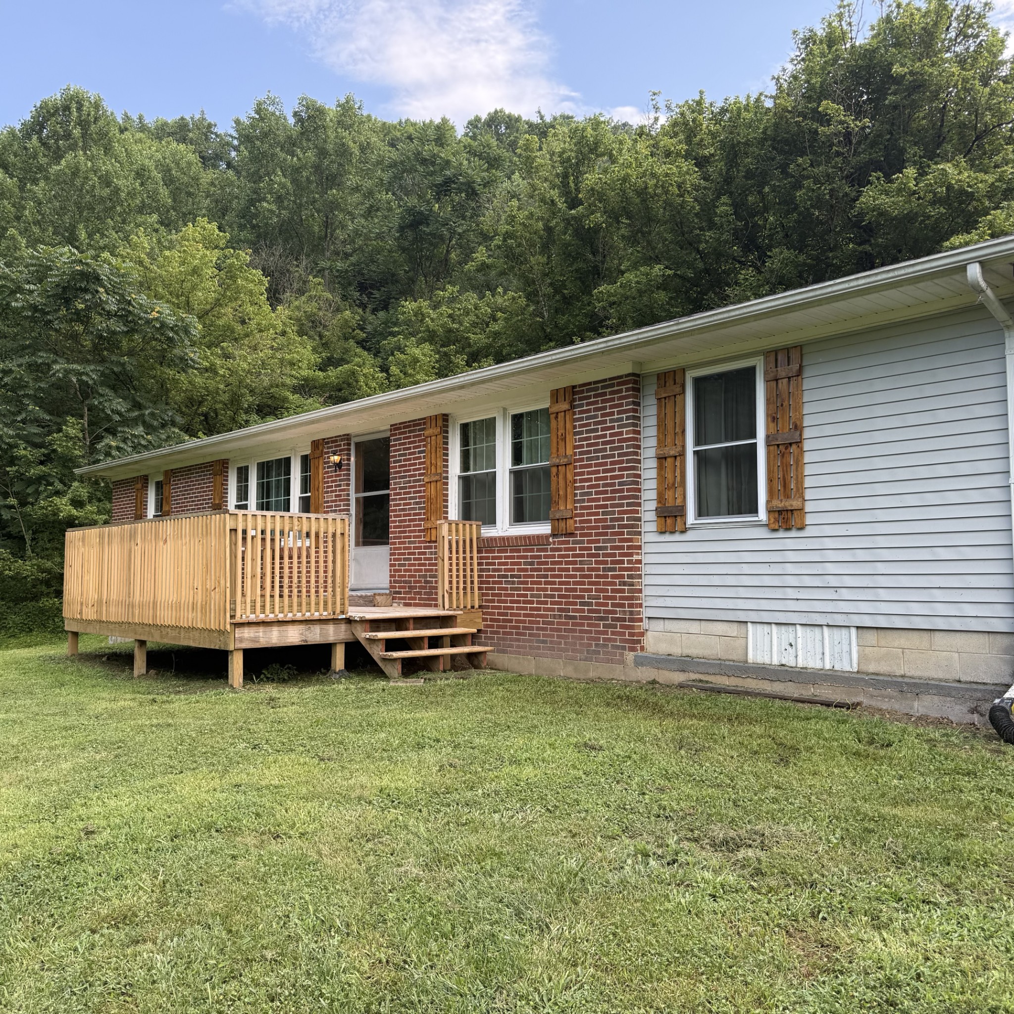 Homes for sale in Pleasant Shade, TN | 2625 Wartrace Hwy, Pleasant Shade, TN 37145 | MLS# 3272177