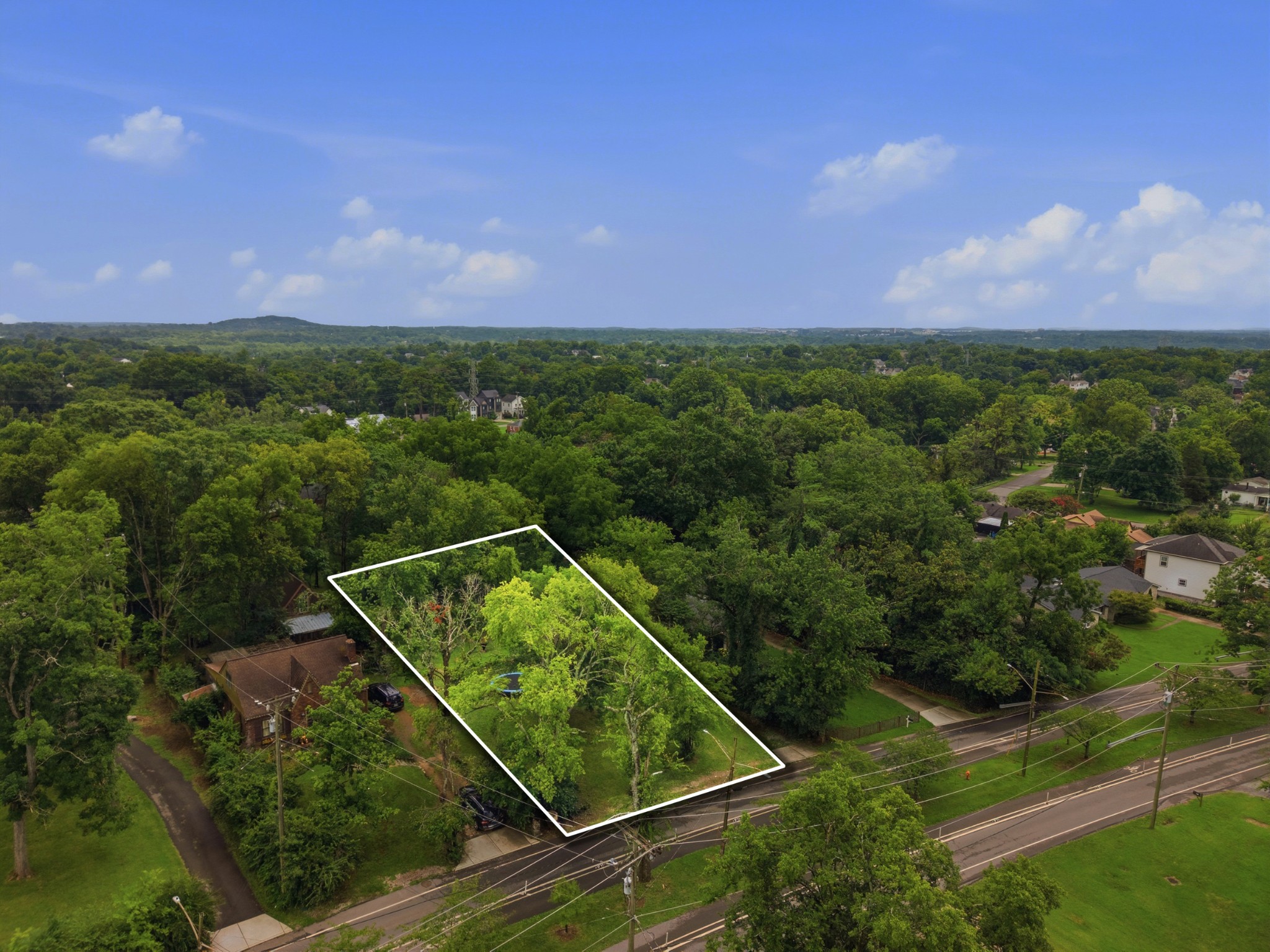 1st image of 1521 Riverside Dr, Nashville, TN 37206 | MLS# 3314753
