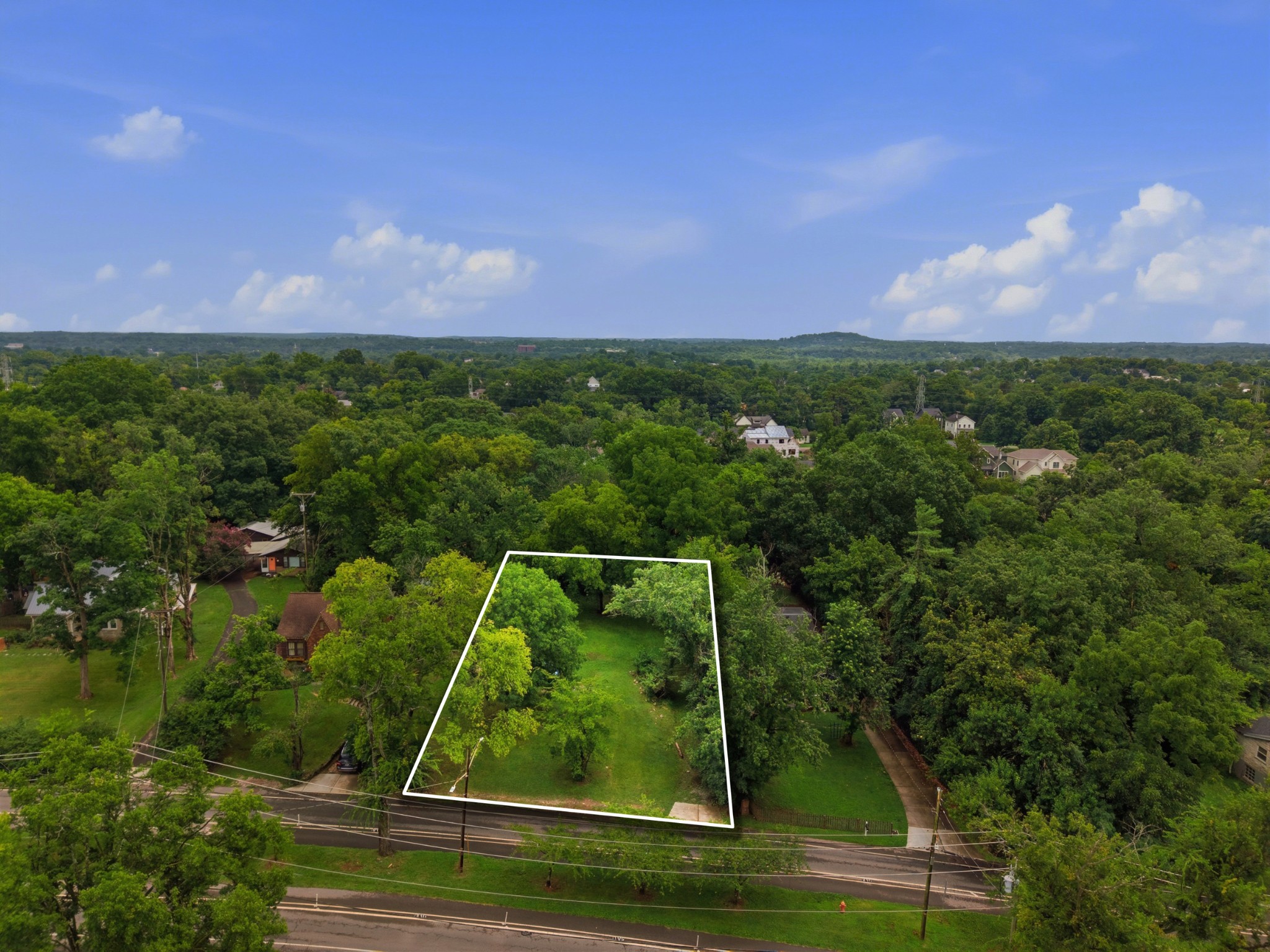 3rd image of 1521 Riverside Dr, Nashville, TN 37206 | MLS# 3314753