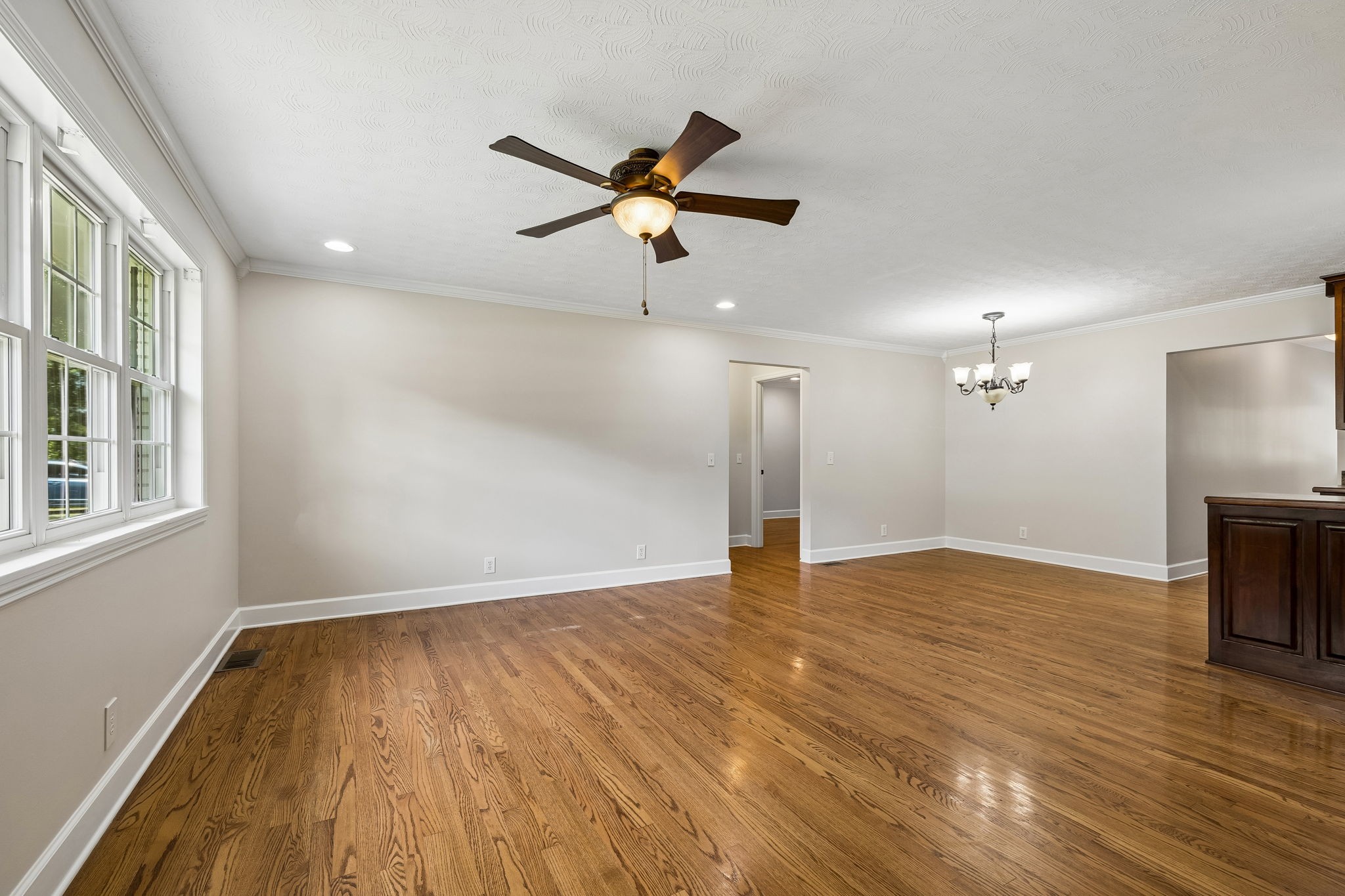 2nd image of 516 Crestwood Dr, Lafayette, TN 37083 | MLS# 3288046