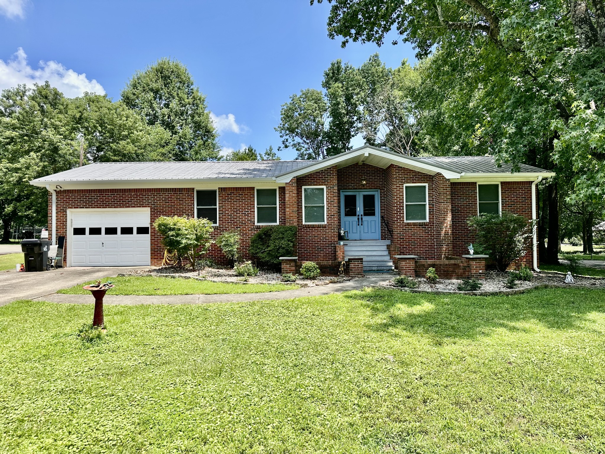 Homes for sale in Murray, KY | 52 Nottingham Ln, Murray, KY 42071 | MLS# 3281025