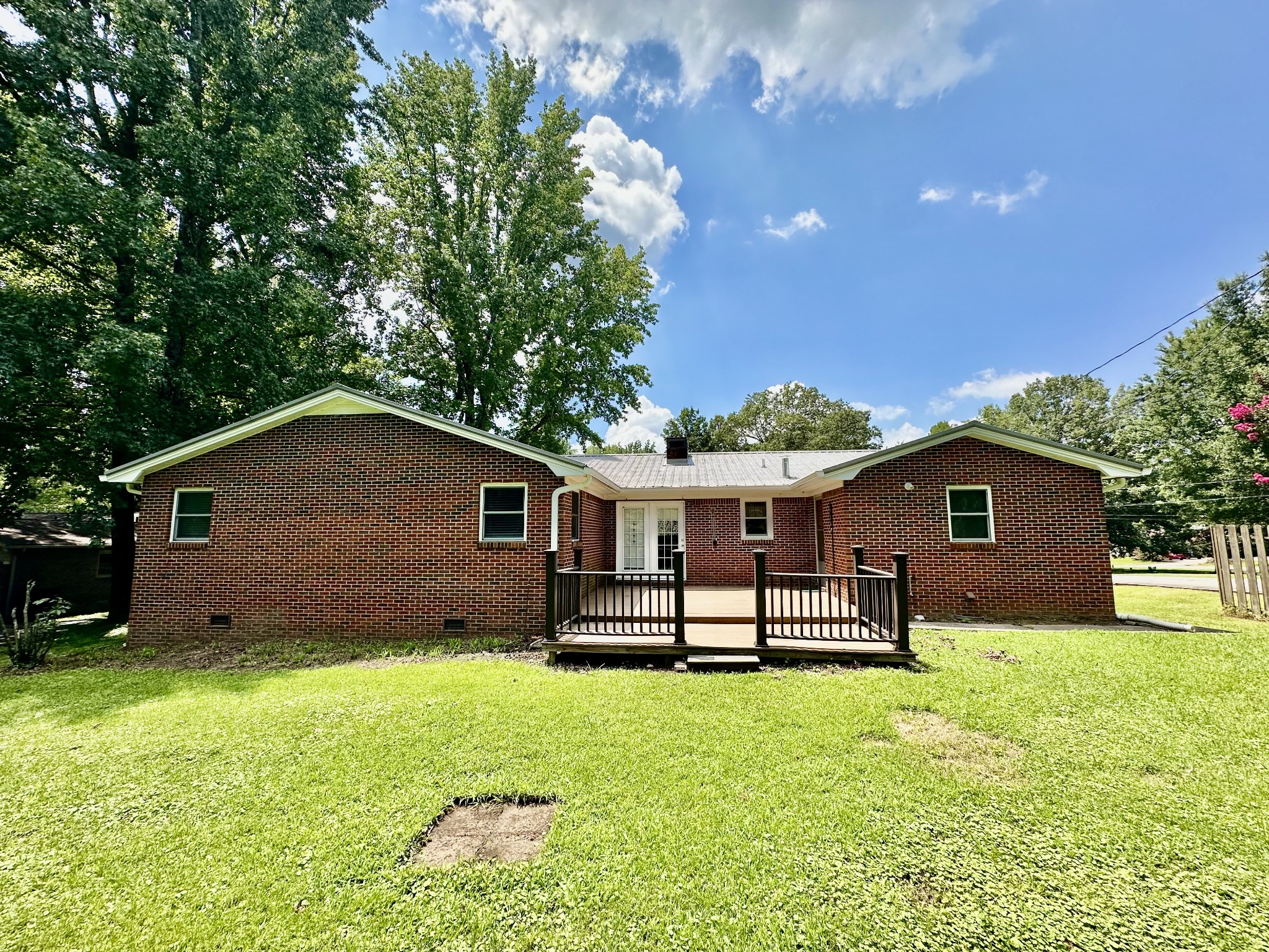 Homes for sale in Murray, KY | 52 Nottingham Ln, Murray, KY 42071 | MLS# 3281025