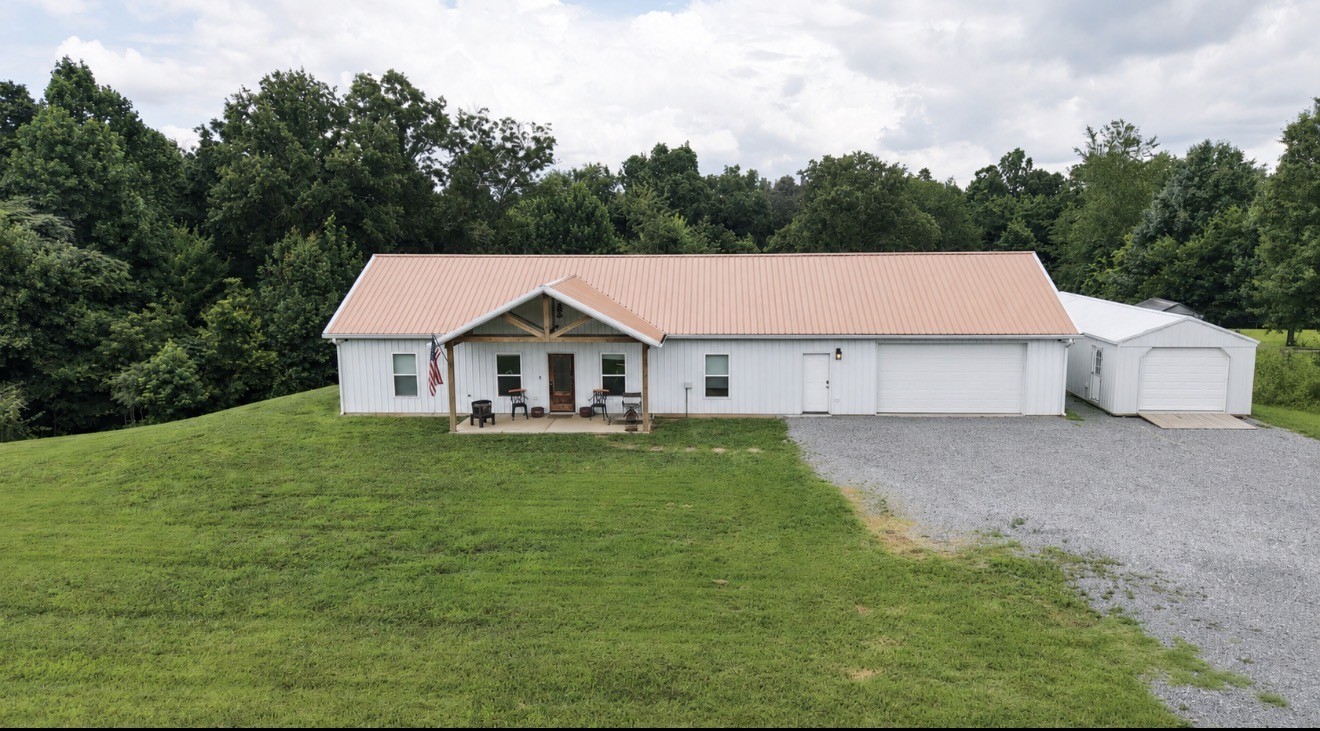 1st image of 4423 Highland Rd, Lafayette, TN 37083 | MLS# 3282390
