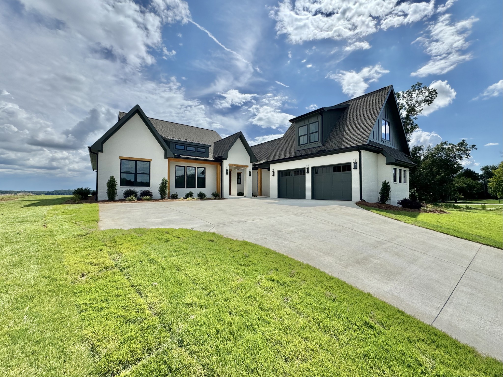 1st image of 20 Natures Cove, Florence, AL 35630 | MLS# 3283804