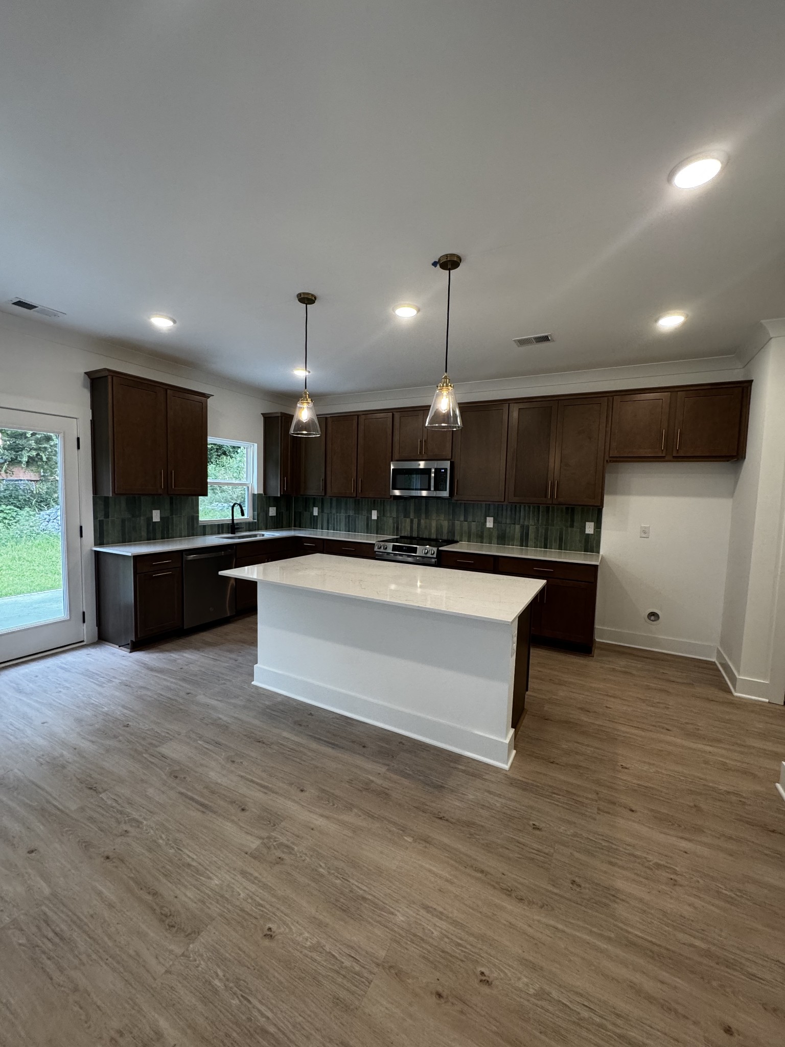 2nd image of 1345 Valley Ridge Dr, Gallatin, TN 37066 | MLS# 3305058