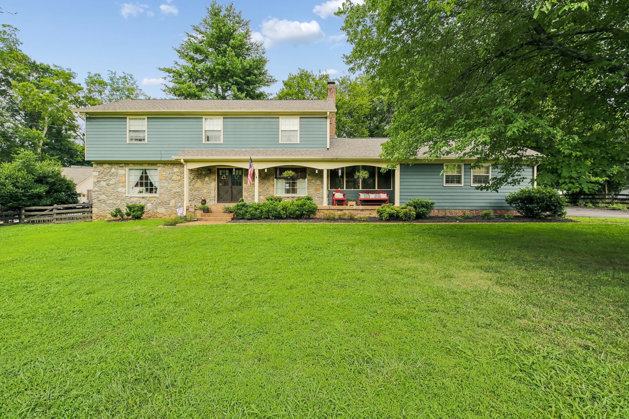 1st image of 178 Meadowlake Dr, Hendersonville, TN 37075 | MLS# 3283827
