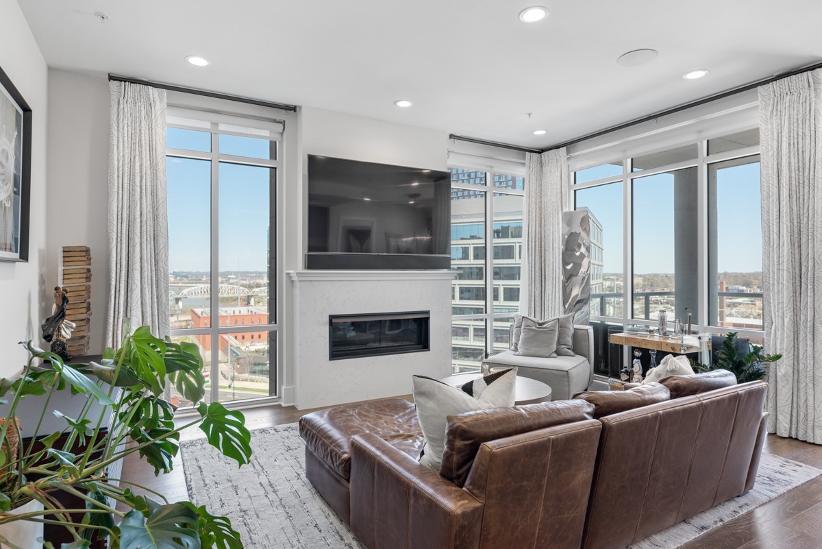 Homes for sale in Nashville, TN | 20 Rutledge St #407, Nashville, TN 37210 | MLS# 3287835