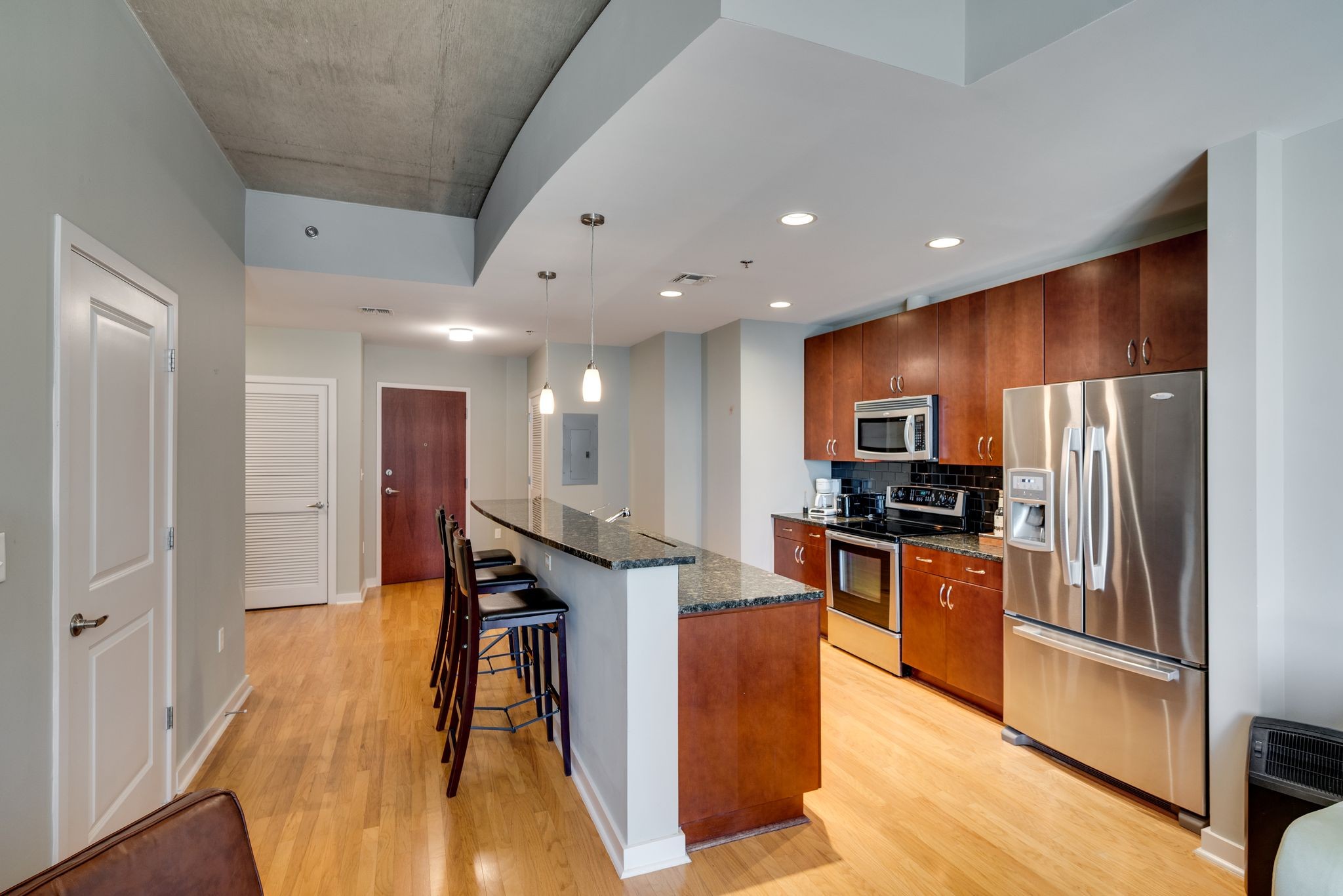 Homes for sale in Nashville, TN | 301 Demonbreun St #1702, Nashville, TN 37201 | MLS# 3285768