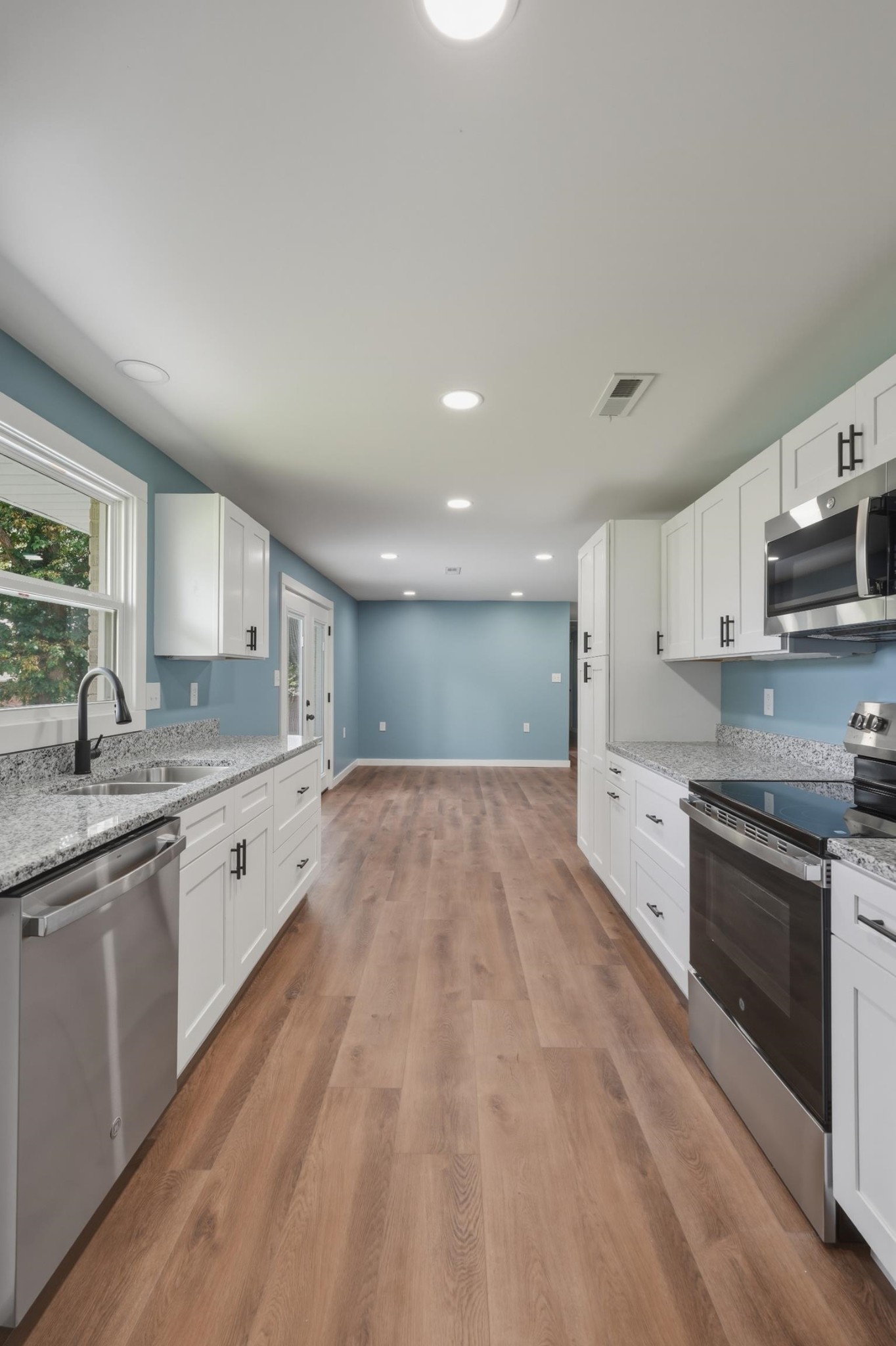 5th image of 317 Columbus Ave, Florence, AL 35630 | MLS# 3285964