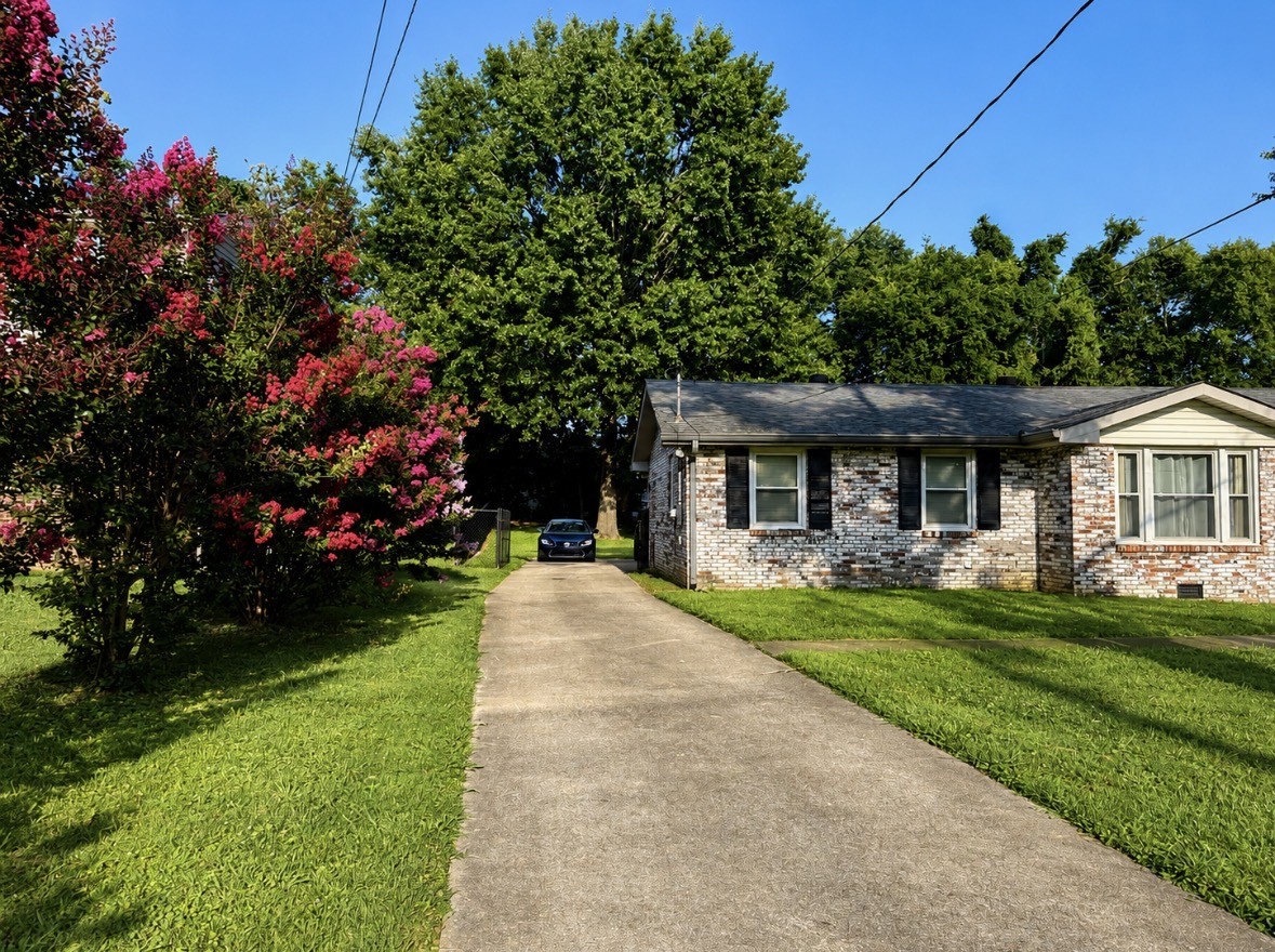 4th image of 107 Gayle Dr, Old Hickory, TN 37138 | MLS# 3319064