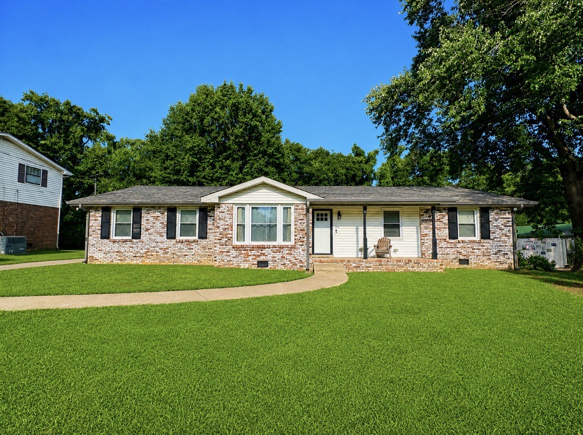 1st image of 107 Gayle Dr, Old Hickory, TN 37138 | MLS# 3319064