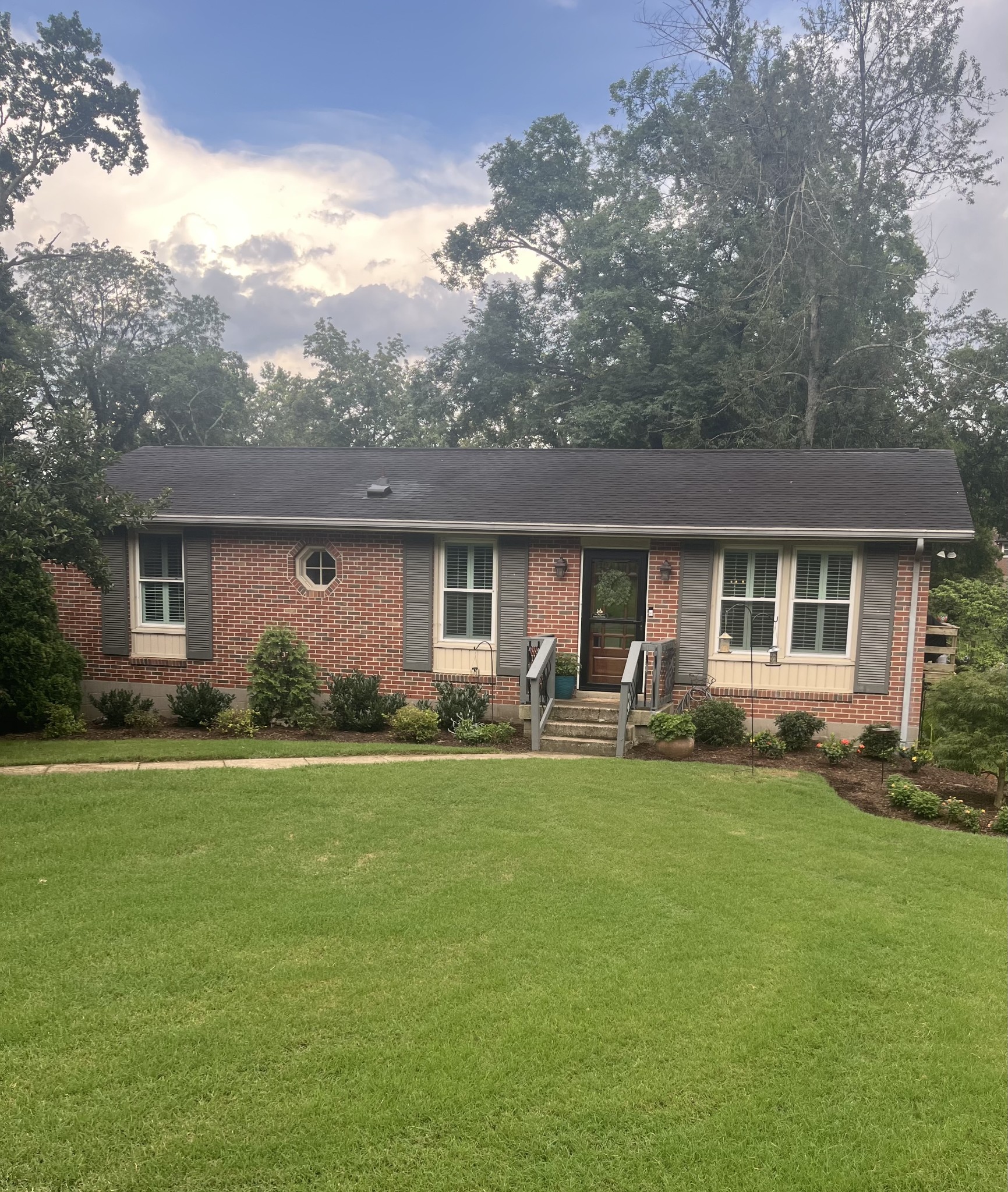 1st image of 107 La Via Dr, Hendersonville, TN 37075 | MLS# 3288047