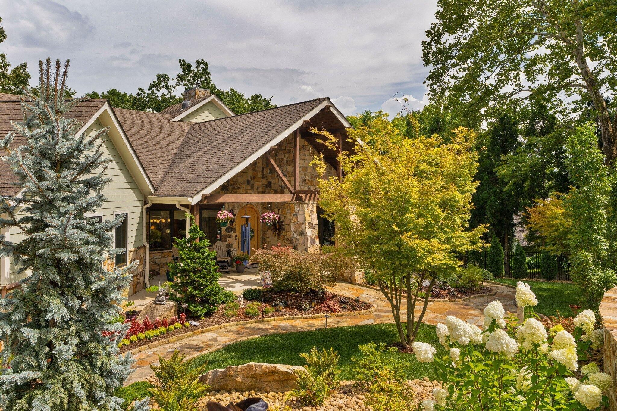 4th image of 125 Fleetwood Dr, Lookout Mountain, TN 37350 | MLS# 3288381