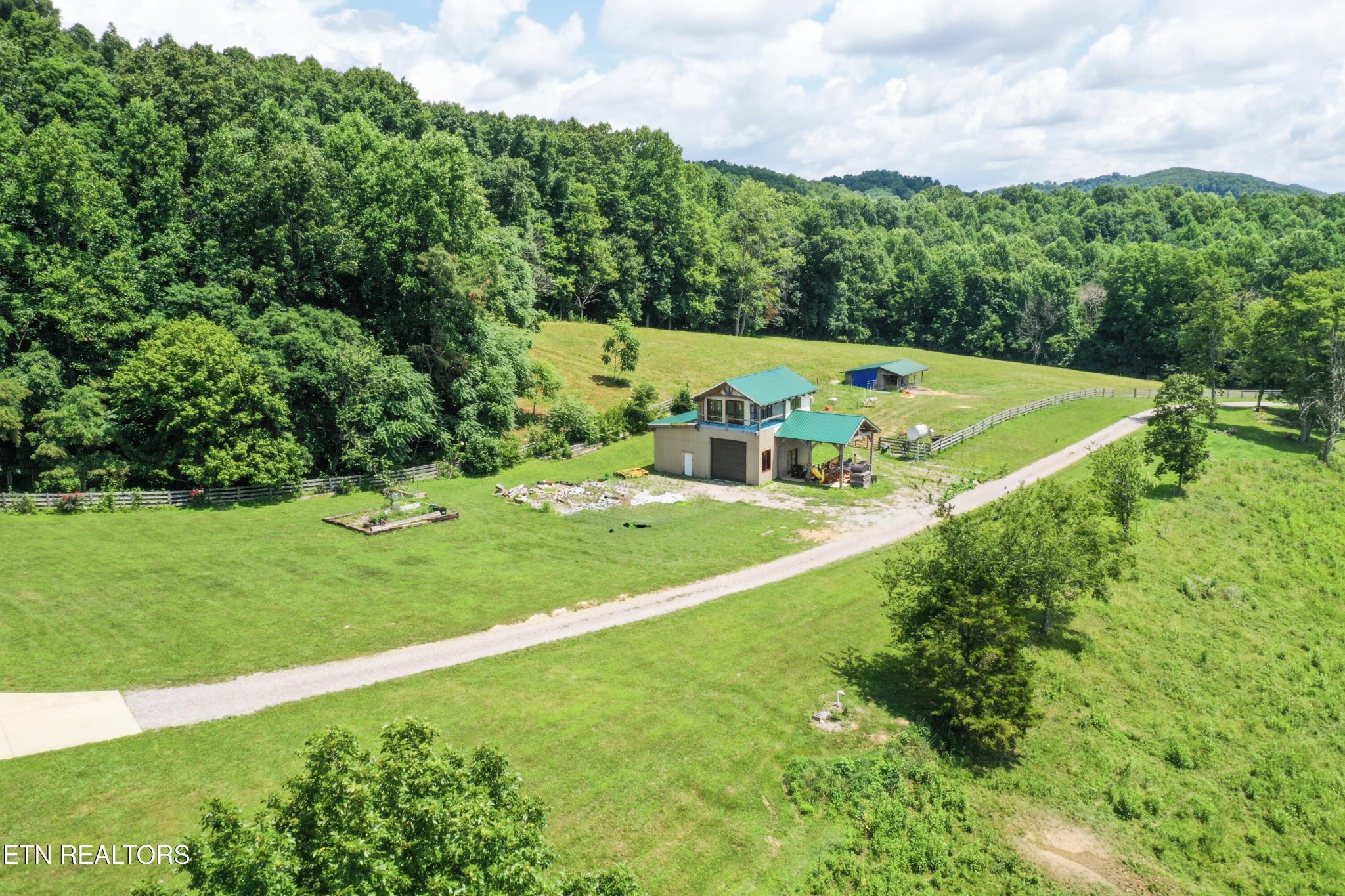 Homes for sale in Thorn Hill, TN | 2624 Clinch Valley Rd, Thorn Hill, TN 37881 | MLS# 3306008