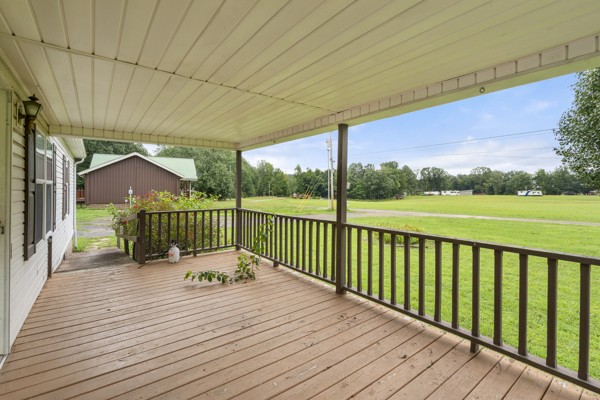 3rd image of 301 Shirley Bates Dr, Clifton, TN 38425 | MLS# 3297979