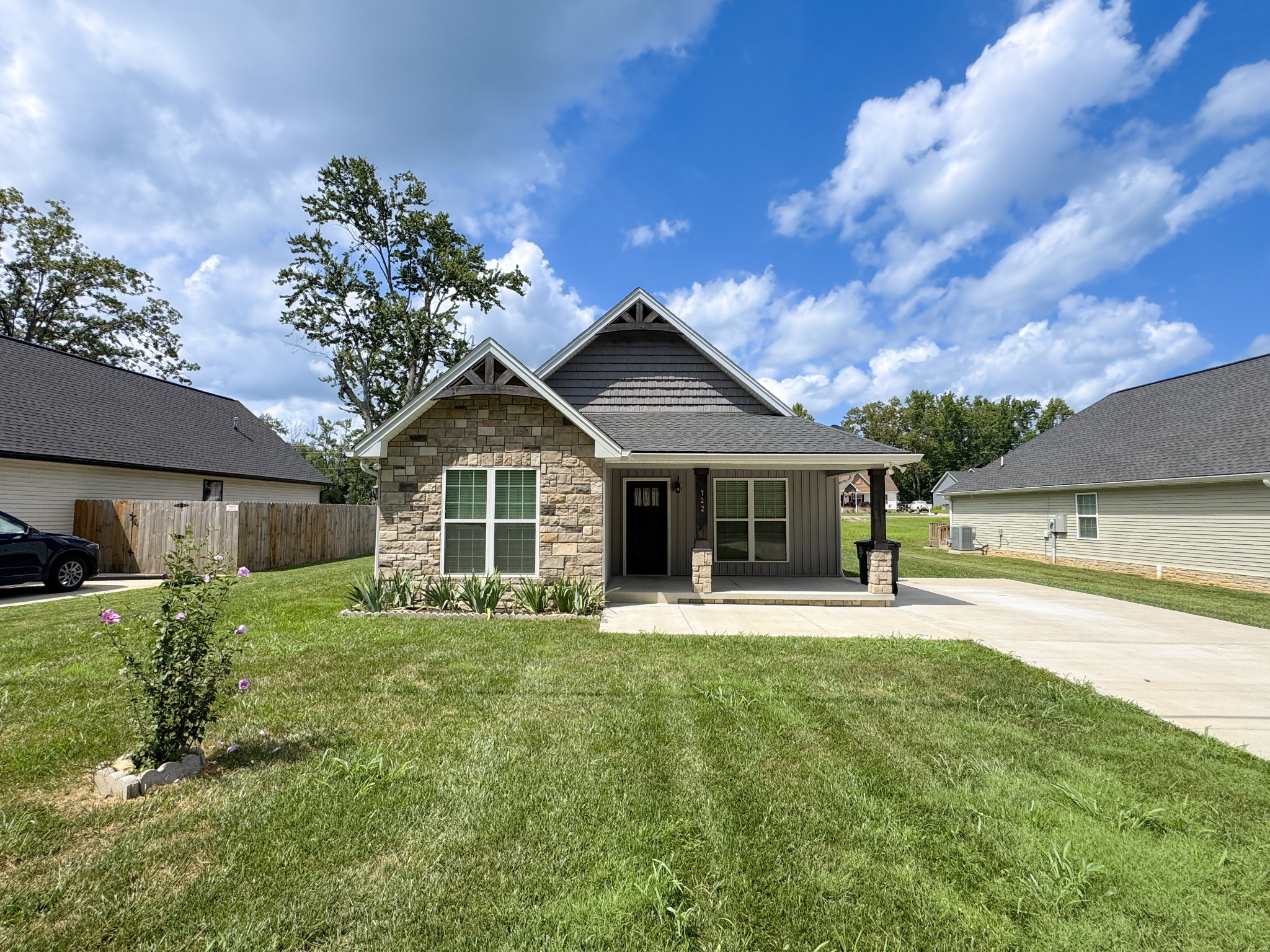 1st image of 122 Mazie Dr, Lafayette, TN 37083 | MLS# 3309136