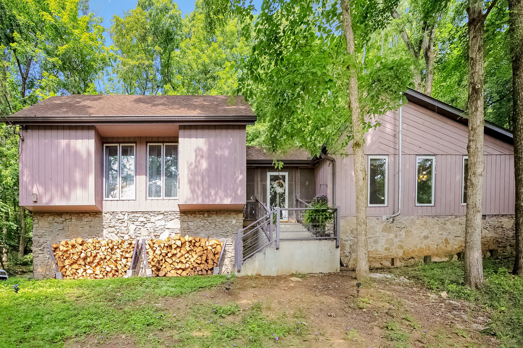 1st image of 105 Nathan Forest Ct, Hendersonville, TN 37075 | MLS# 3304658