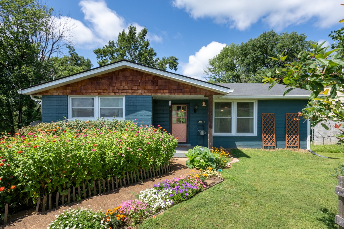 1st image of 409 Rosehill Ct, Goodlettsville, TN 37072 | MLS# 3304144