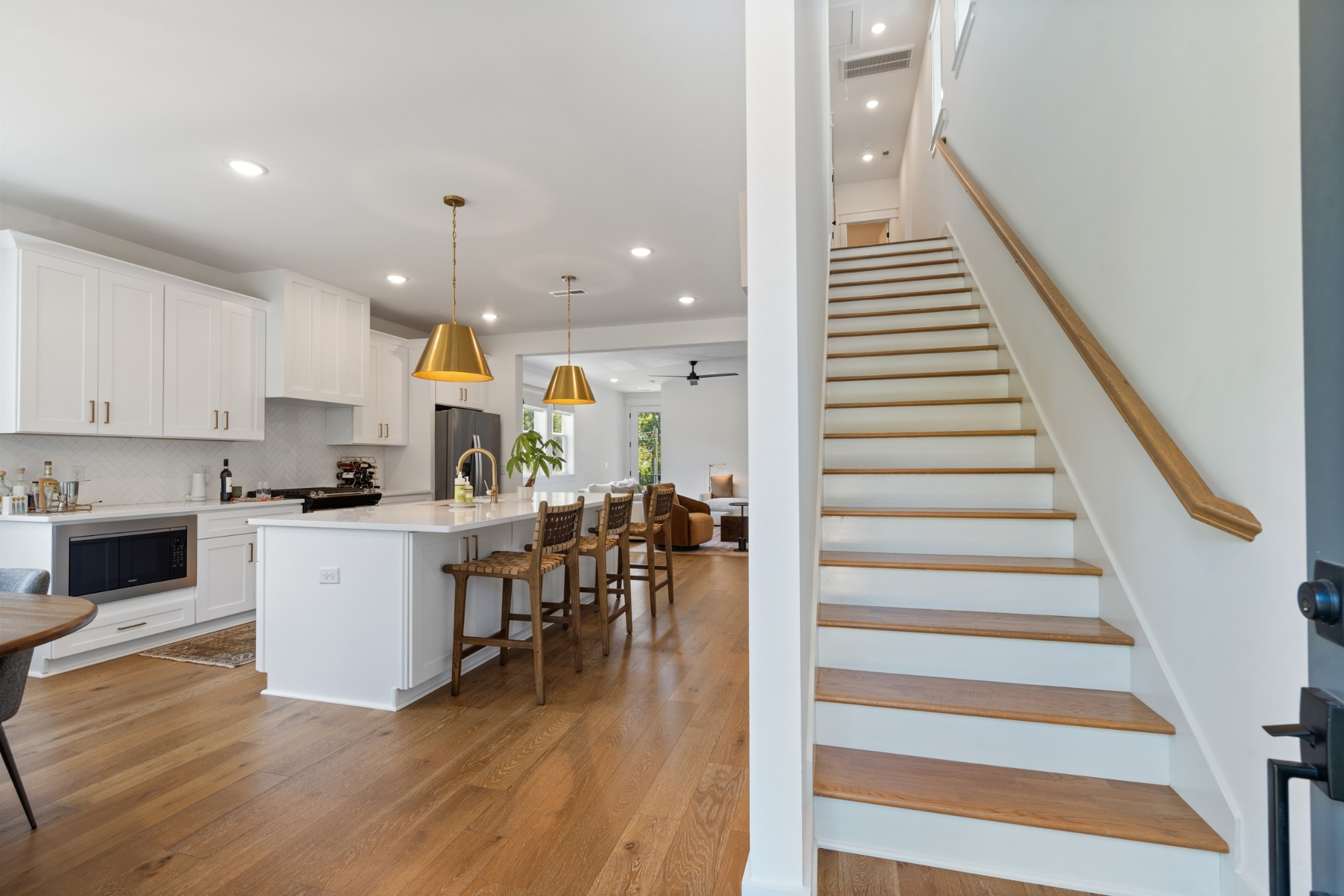 4th image of 323 Whitsett Rd, Nashville, TN 37210 | MLS# 3312407