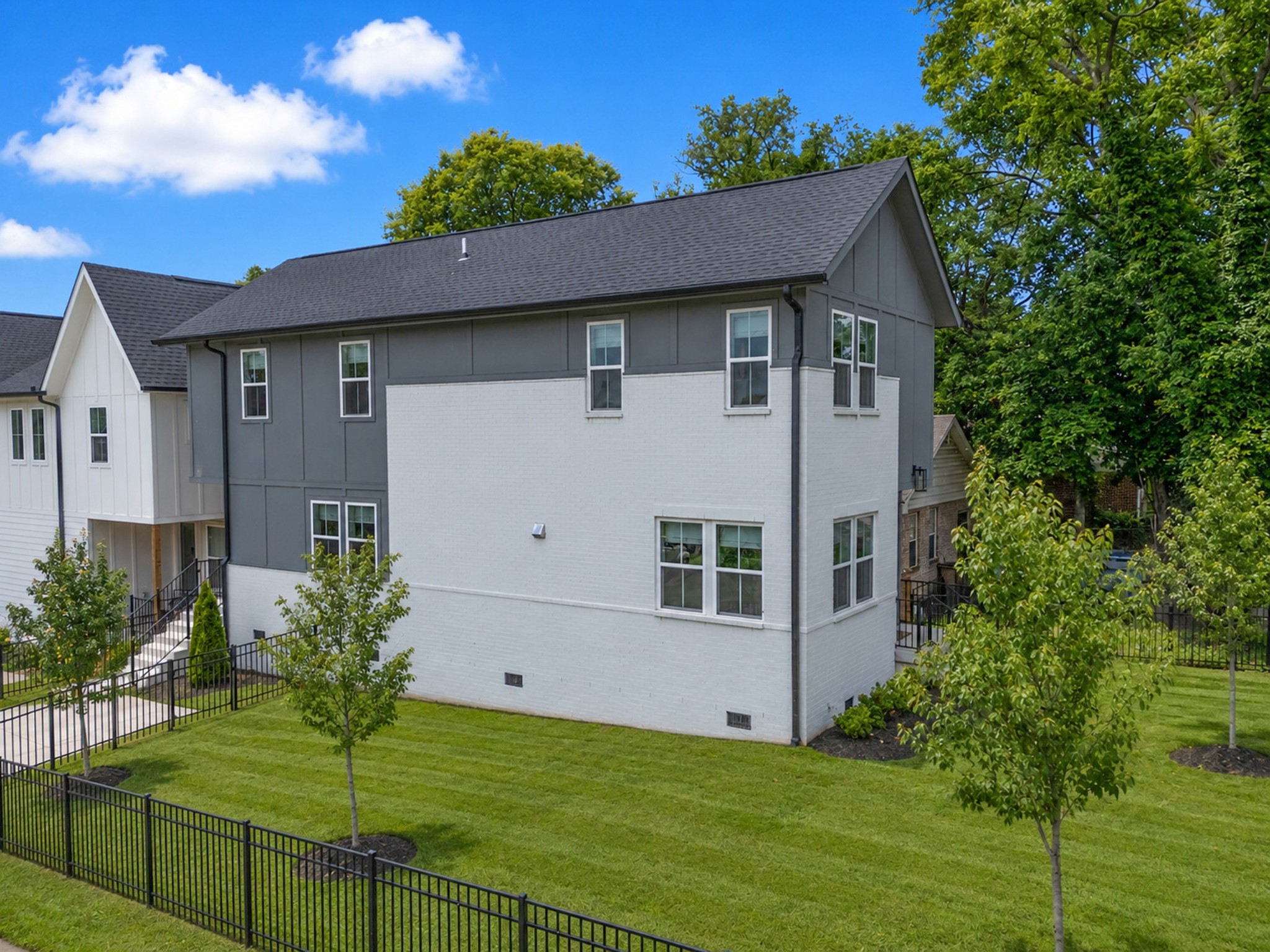 3rd image of 323 Whitsett Rd, Nashville, TN 37210 | MLS# 3312407