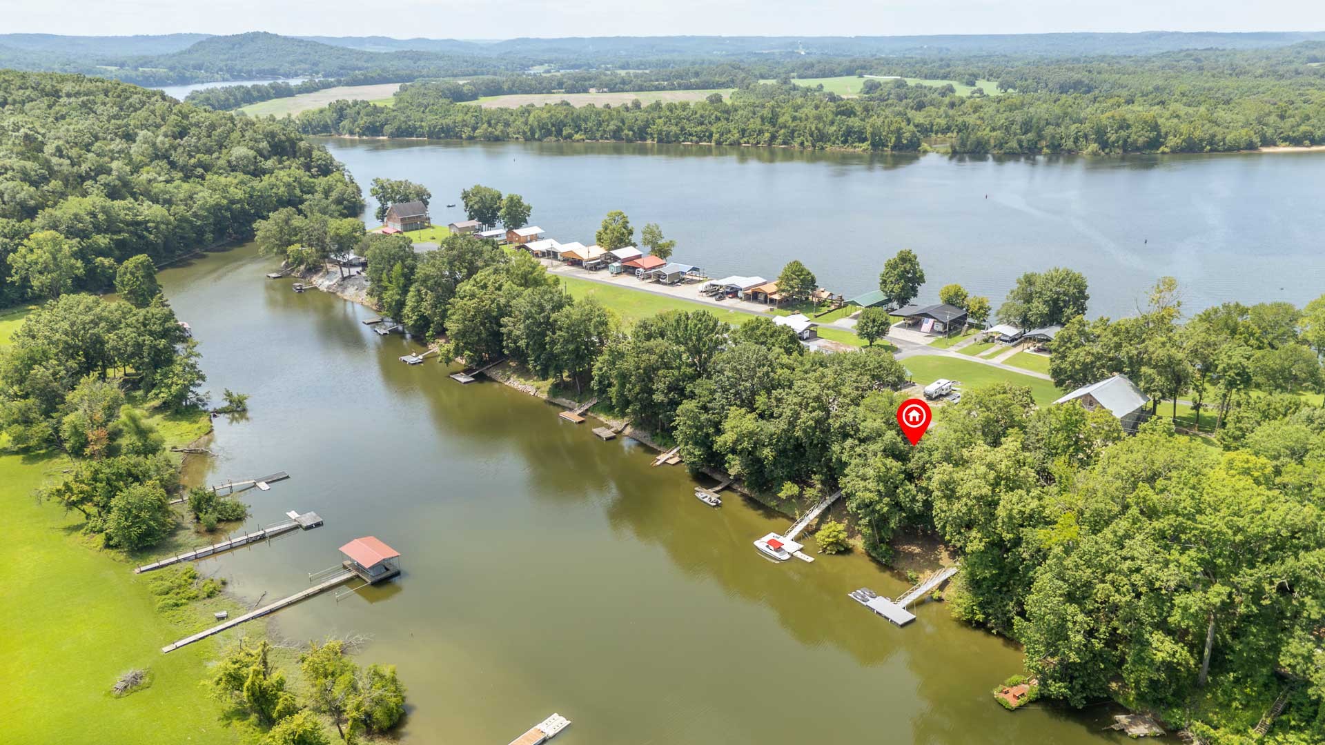 1st image of 201 Beechview Dr, Clifton, TN 38425 | MLS# 3305825