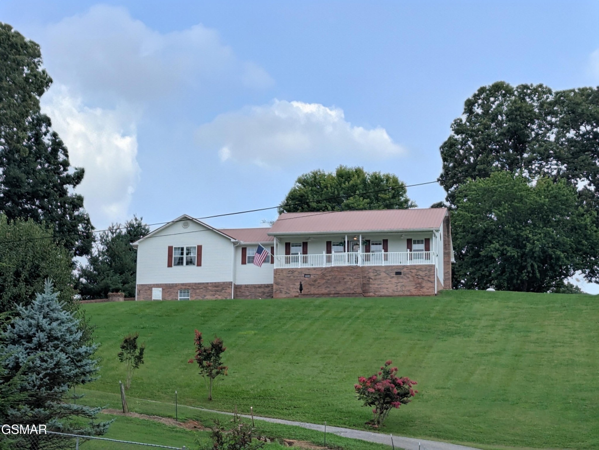 Homes for sale in Bean Station, TN | 4580 Lakeshore Dr, Bean Station, TN 37708 | MLS# 3306138
