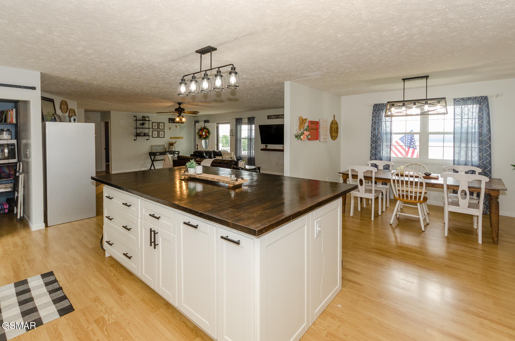Homes for sale in Bean Station, TN | 4580 Lakeshore Dr, Bean Station, TN 37708 | MLS# 3306138