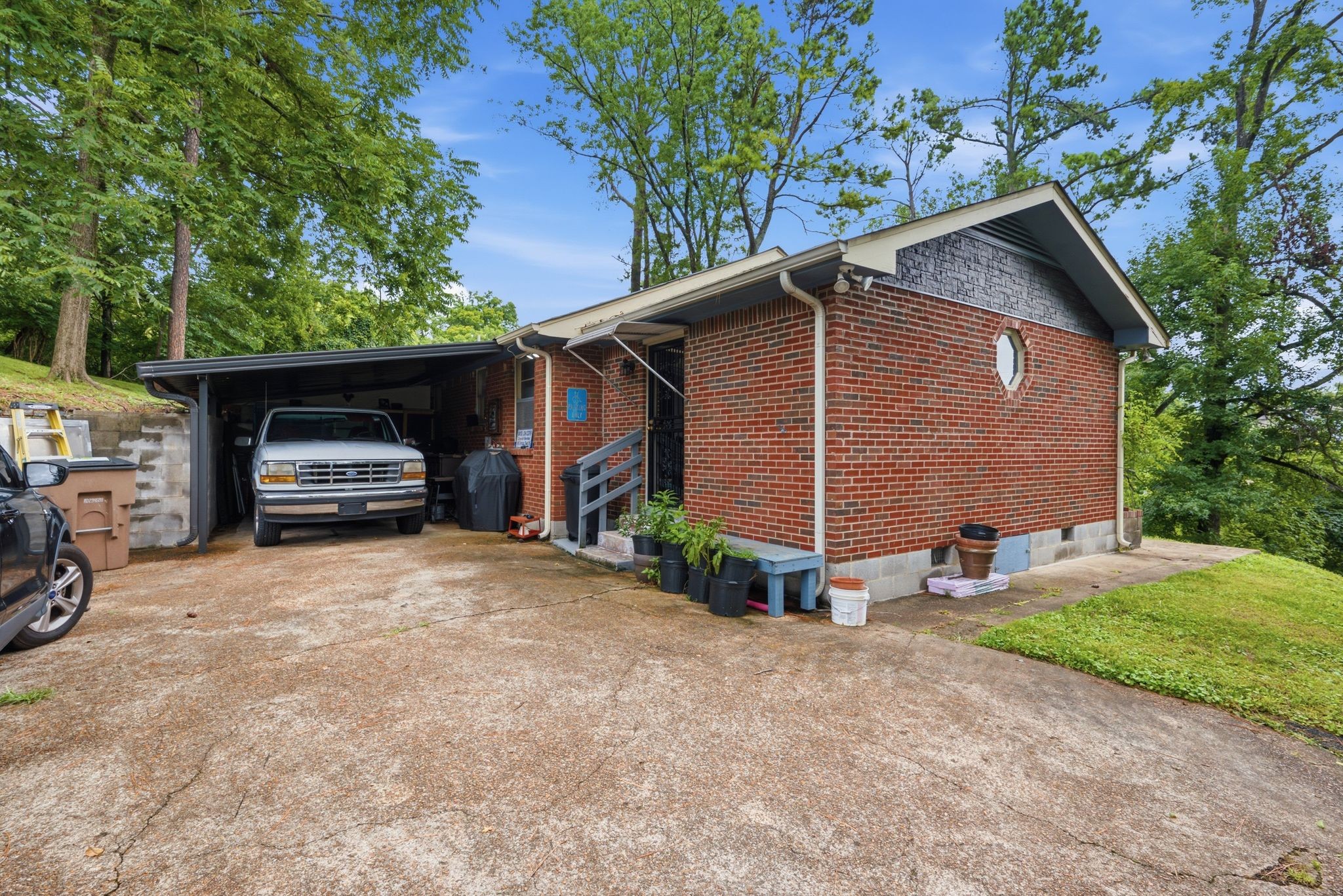 28th image of 701 Eastland Ct, Nashville, TN 37206 | MLS# 3306670