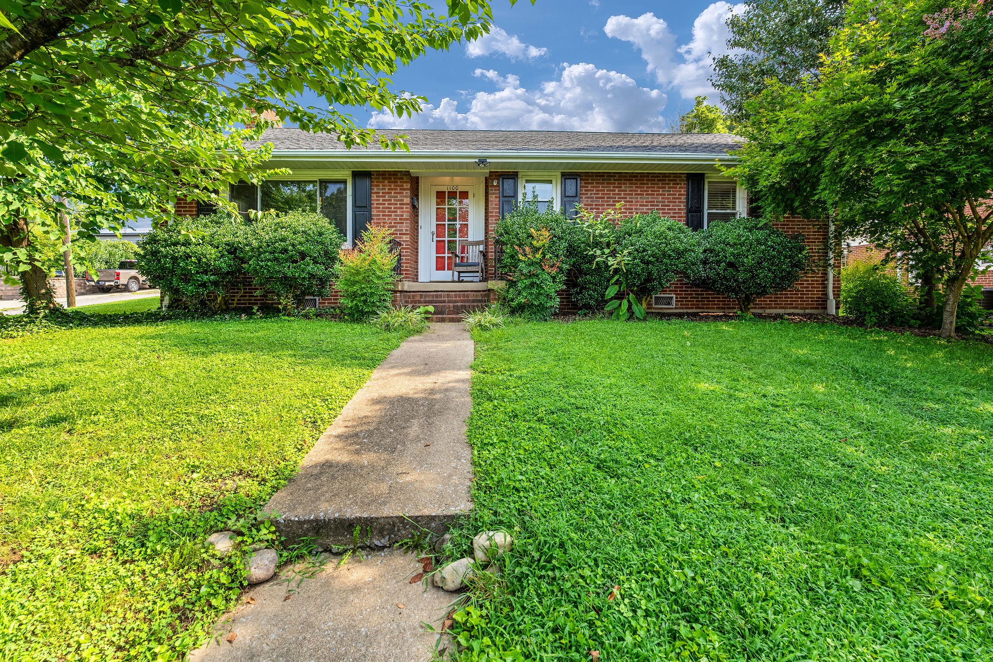 2nd image of 1100 Wateree St, Kingsport, TN 37660 | MLS# 3312703