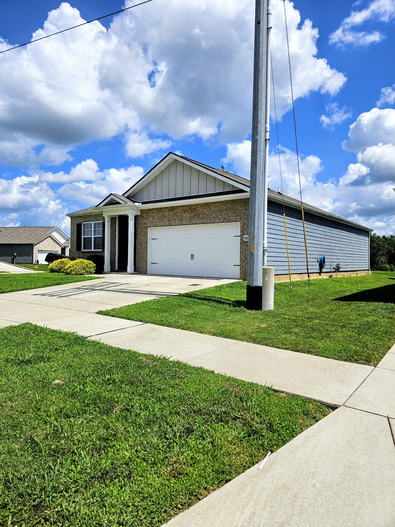 3rd image of 5048 Hunters Village Dr E, Lebanon, TN 37087 | MLS# 3311583