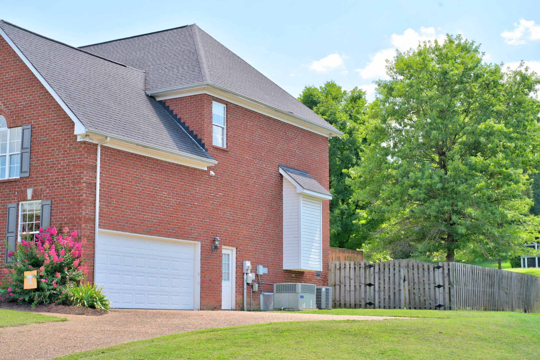 5th image of 105 Cresthaven Ct, Hendersonville, TN 37075 | MLS# 3318893