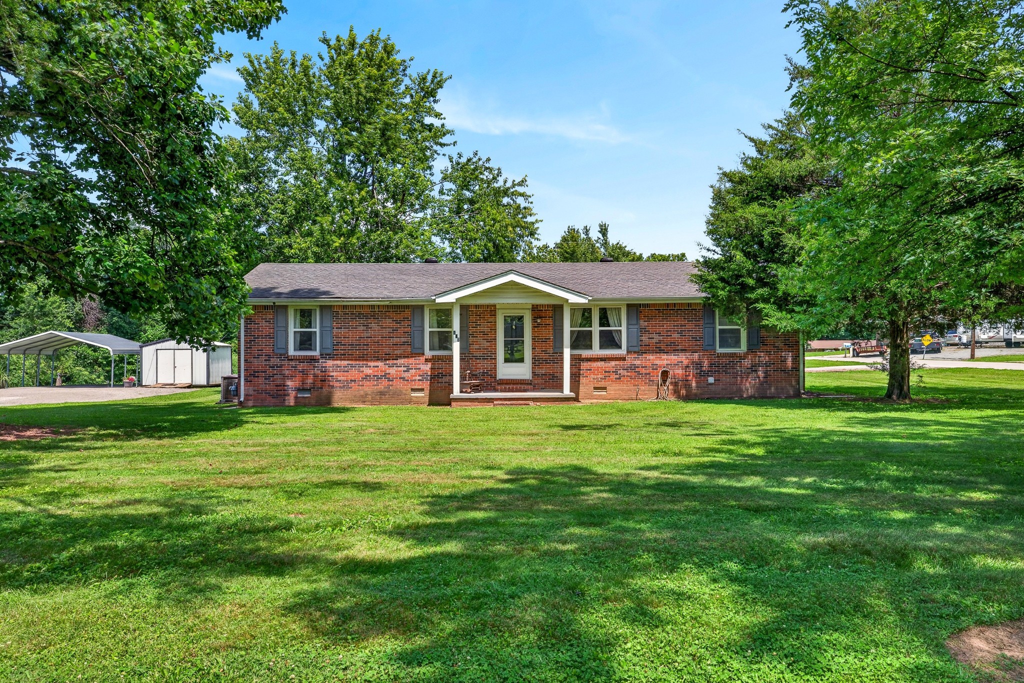 2nd image of 627 Baker Dr, Lafayette, TN 37083 | MLS# 3313342
