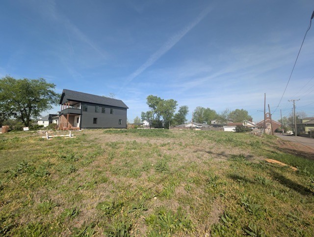 2nd image of 1700 Scovel St, Nashville, TN 37208 | MLS# 3312322