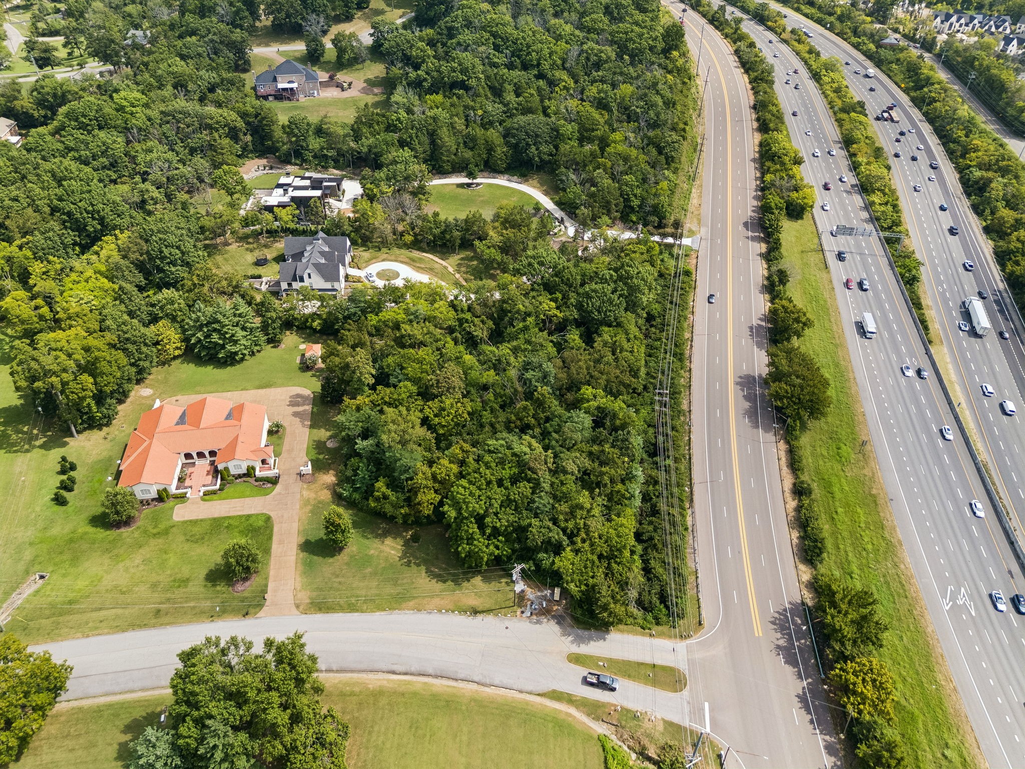 2nd image of 800 Lakemont Dr, Nashville, TN 37220 | MLS# 3501497