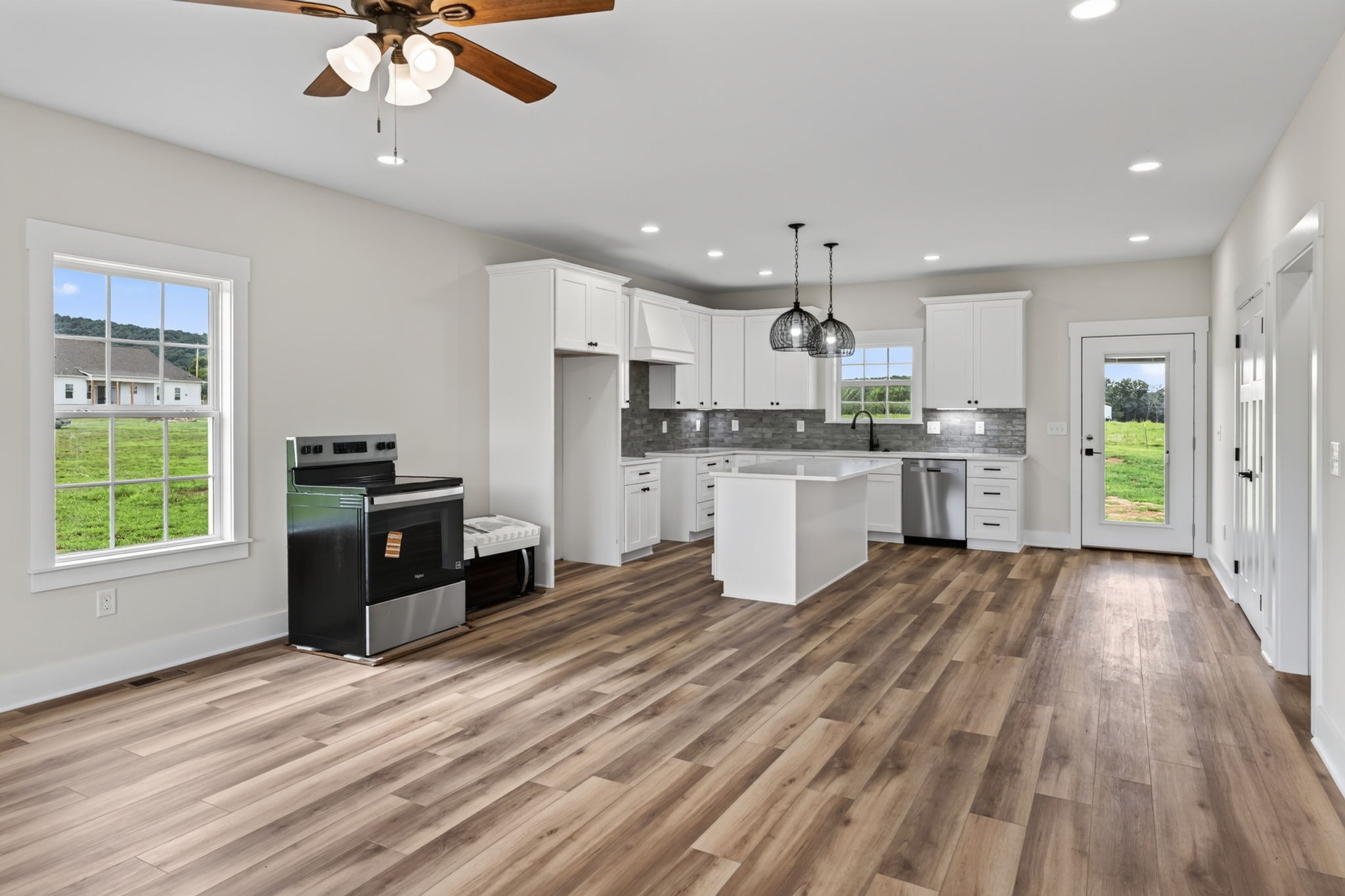 2nd image of 3607 Greenhaw Rd, Decherd, TN 37324 | MLS# 3314366