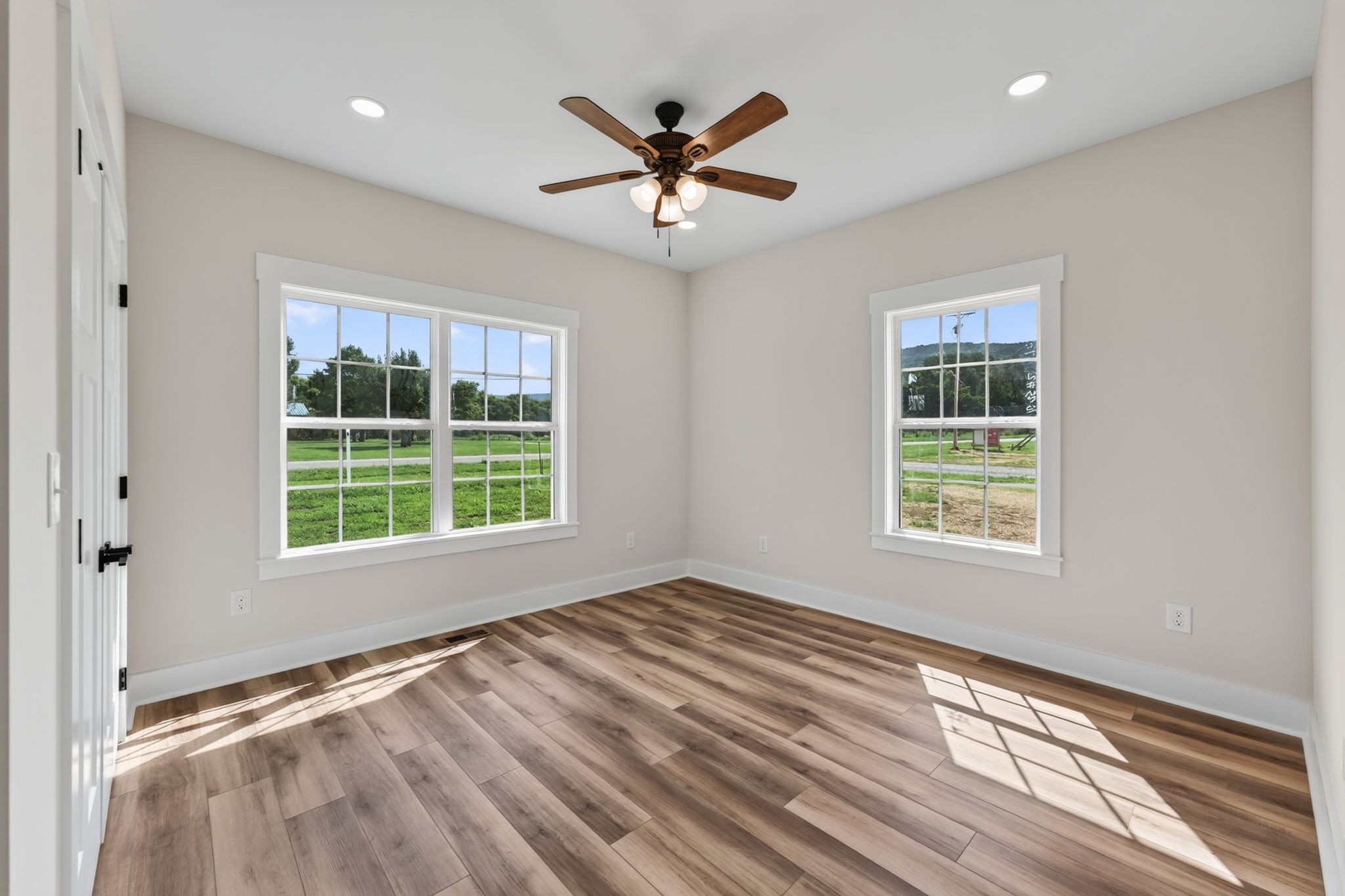 4th image of 3607 Greenhaw Rd, Decherd, TN 37324 | MLS# 3314366