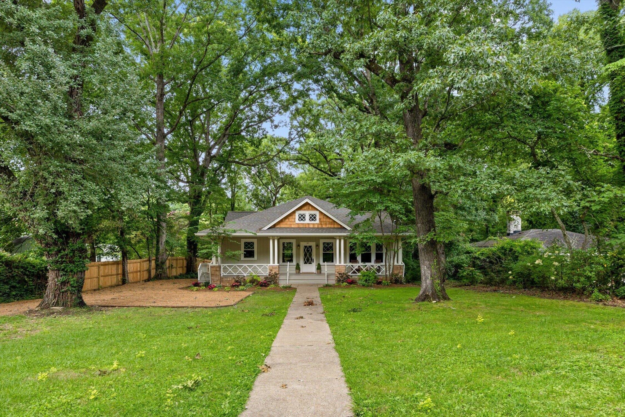 2nd image of 321 Signal Mountain Boulevard, Signal Mountain, TN 37377 | MLS# 3314697