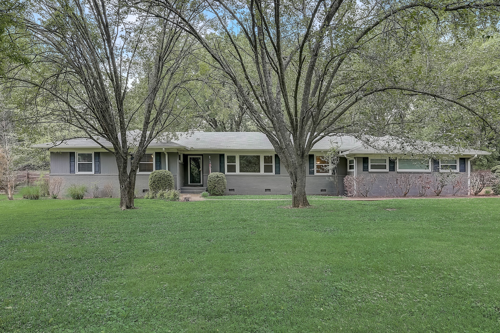 1st image of 808 Battery Ln, Nashville, TN 37220 | MLS# 3319834