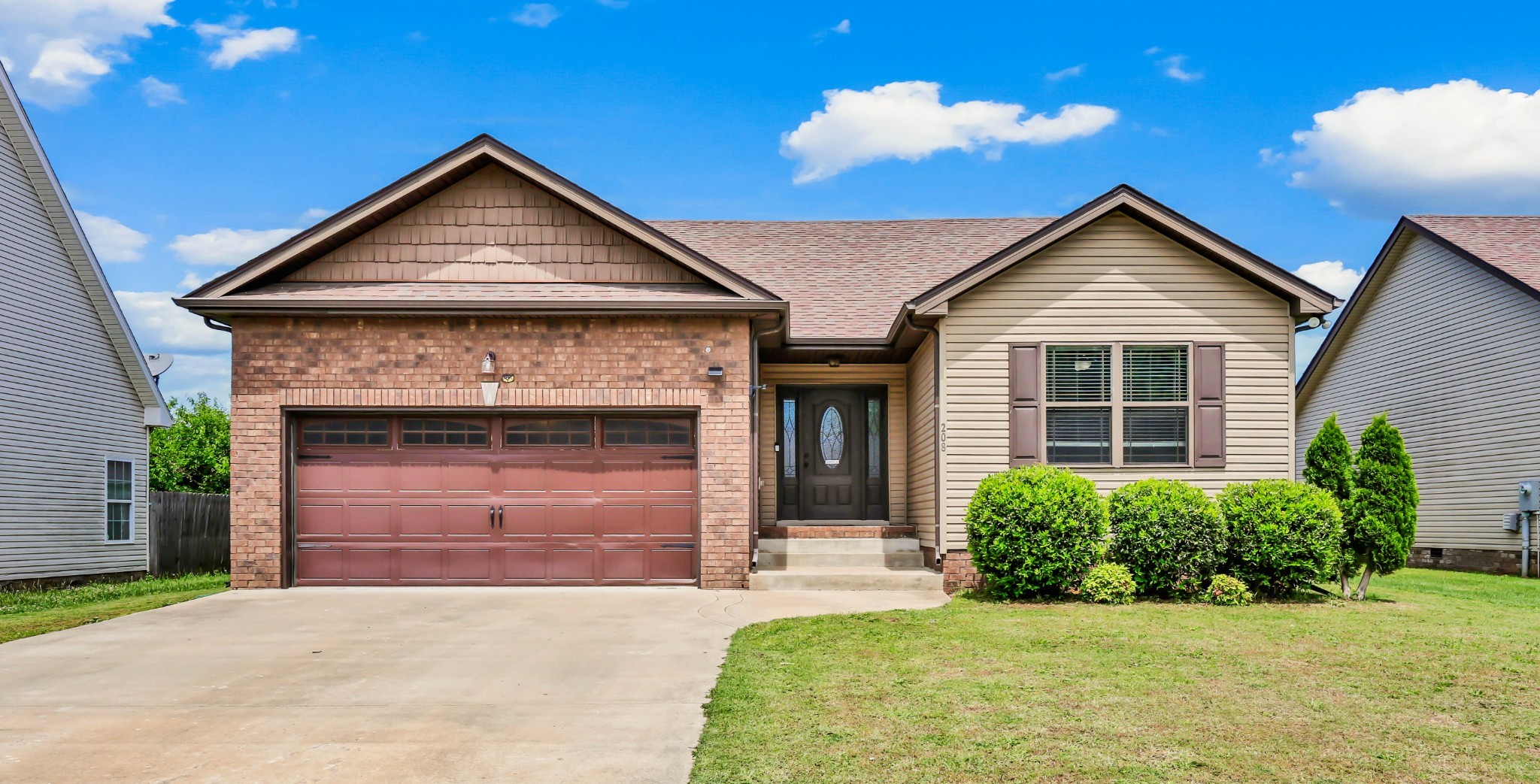 1st image of 208 Azalea Dr, Oak Grove, KY 42262 | MLS# 3500957
