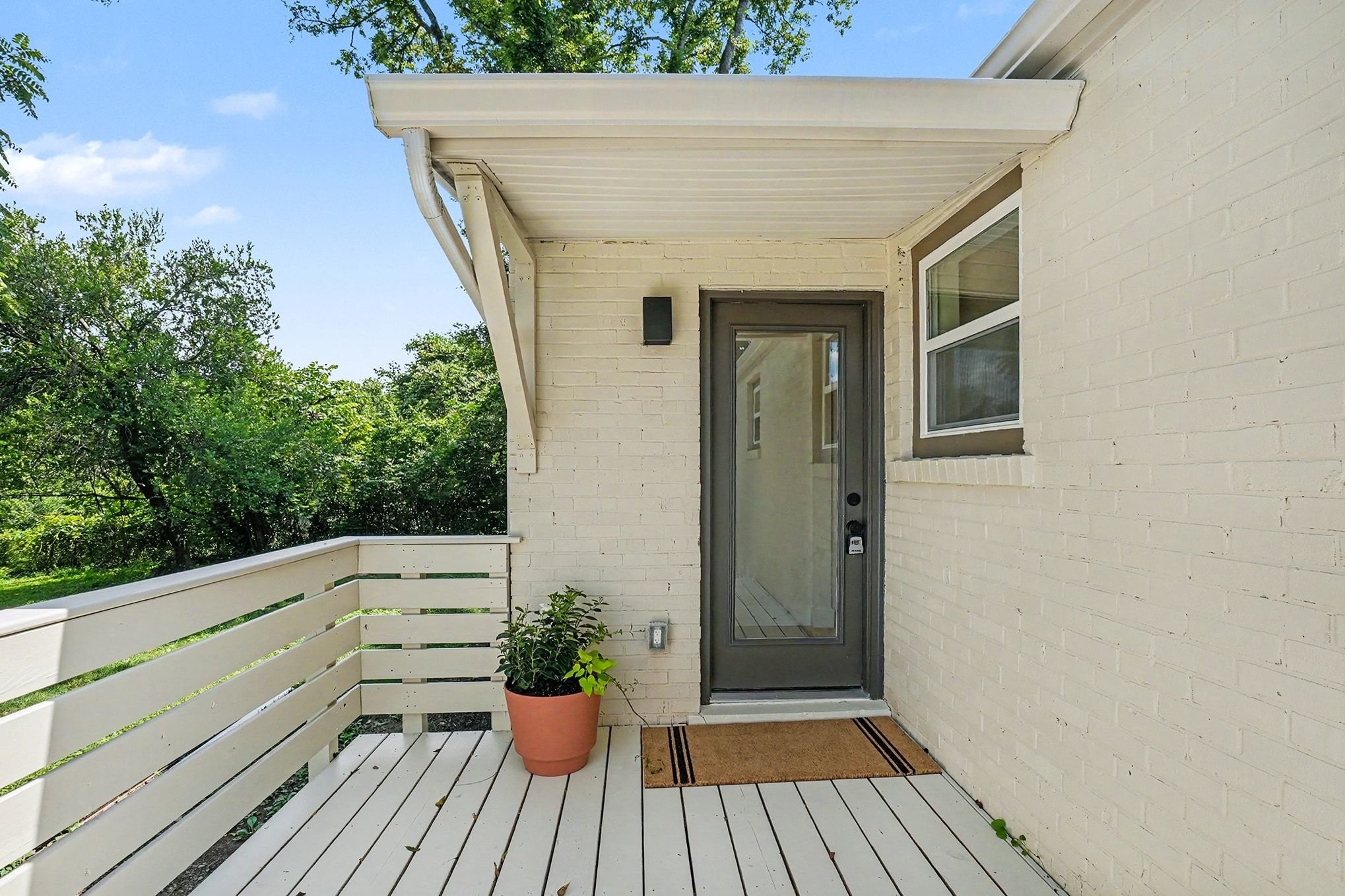 3rd image of 1403 Hemlock Ave, Nashville, TN 37216 | MLS# 3336181