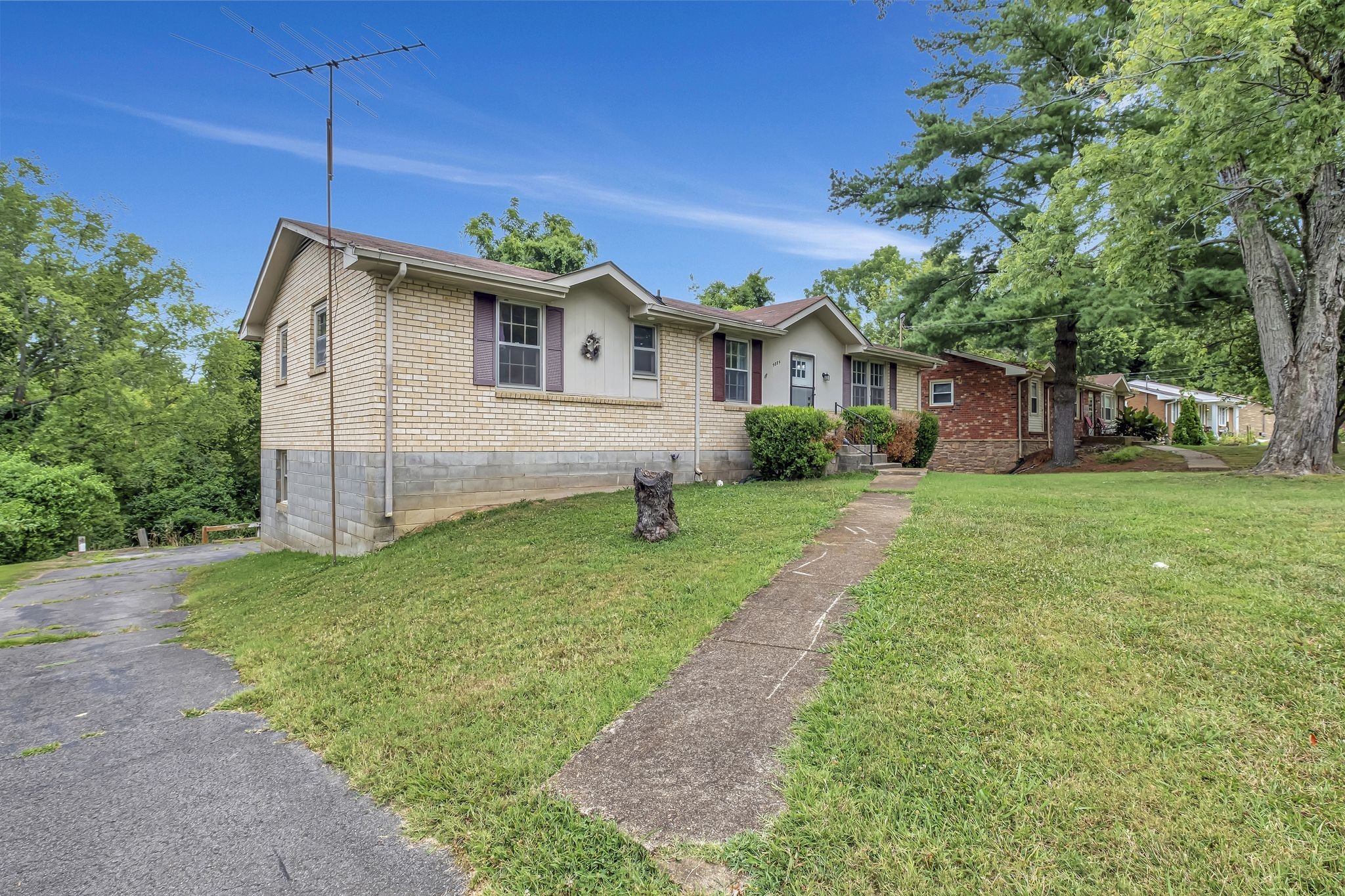 5th image of 4884 Whittier Dr, Old Hickory, TN 37138 | MLS# 3513811