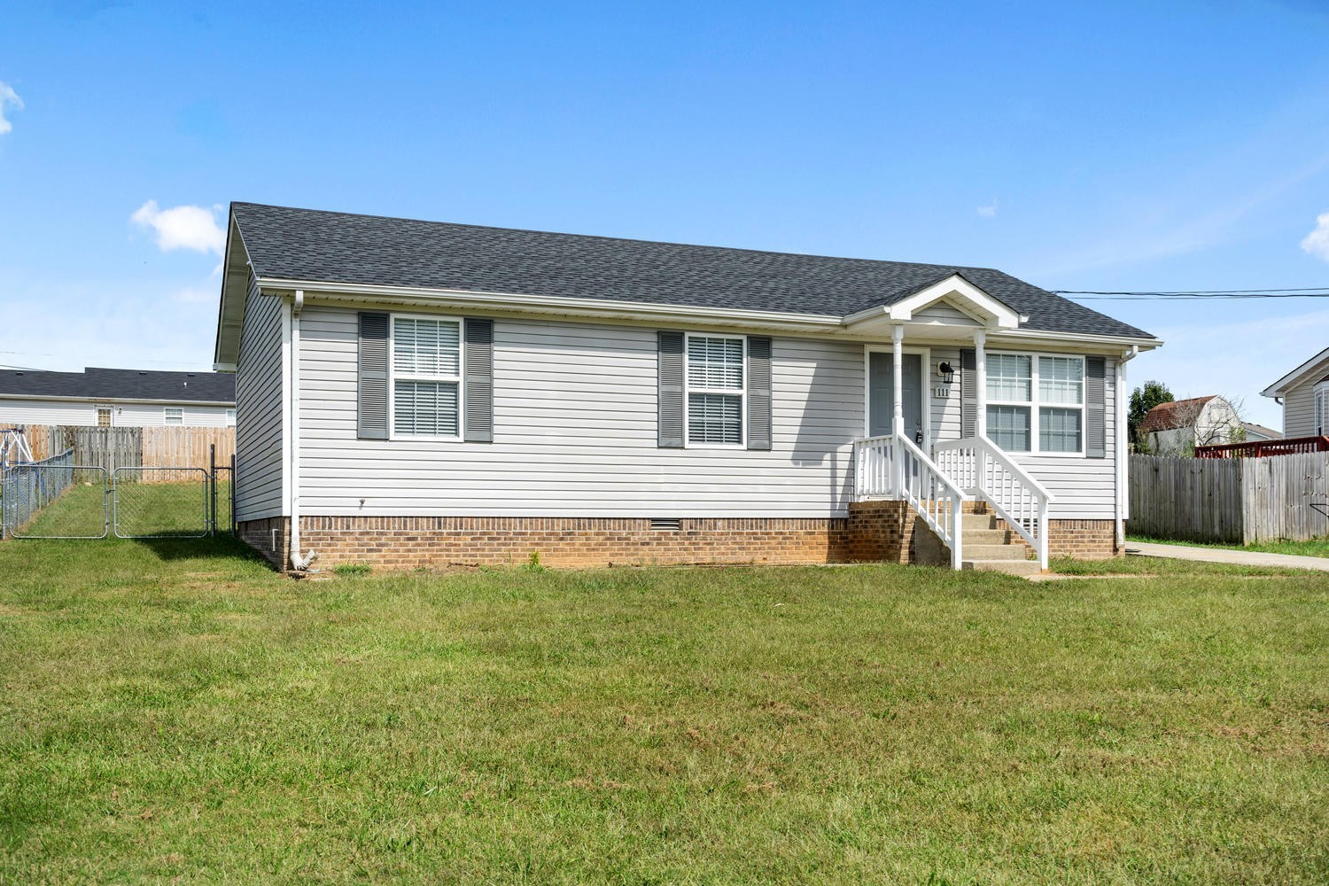1st image of 111 Grant Ave, Oak Grove, KY 42262 | MLS# 3501300