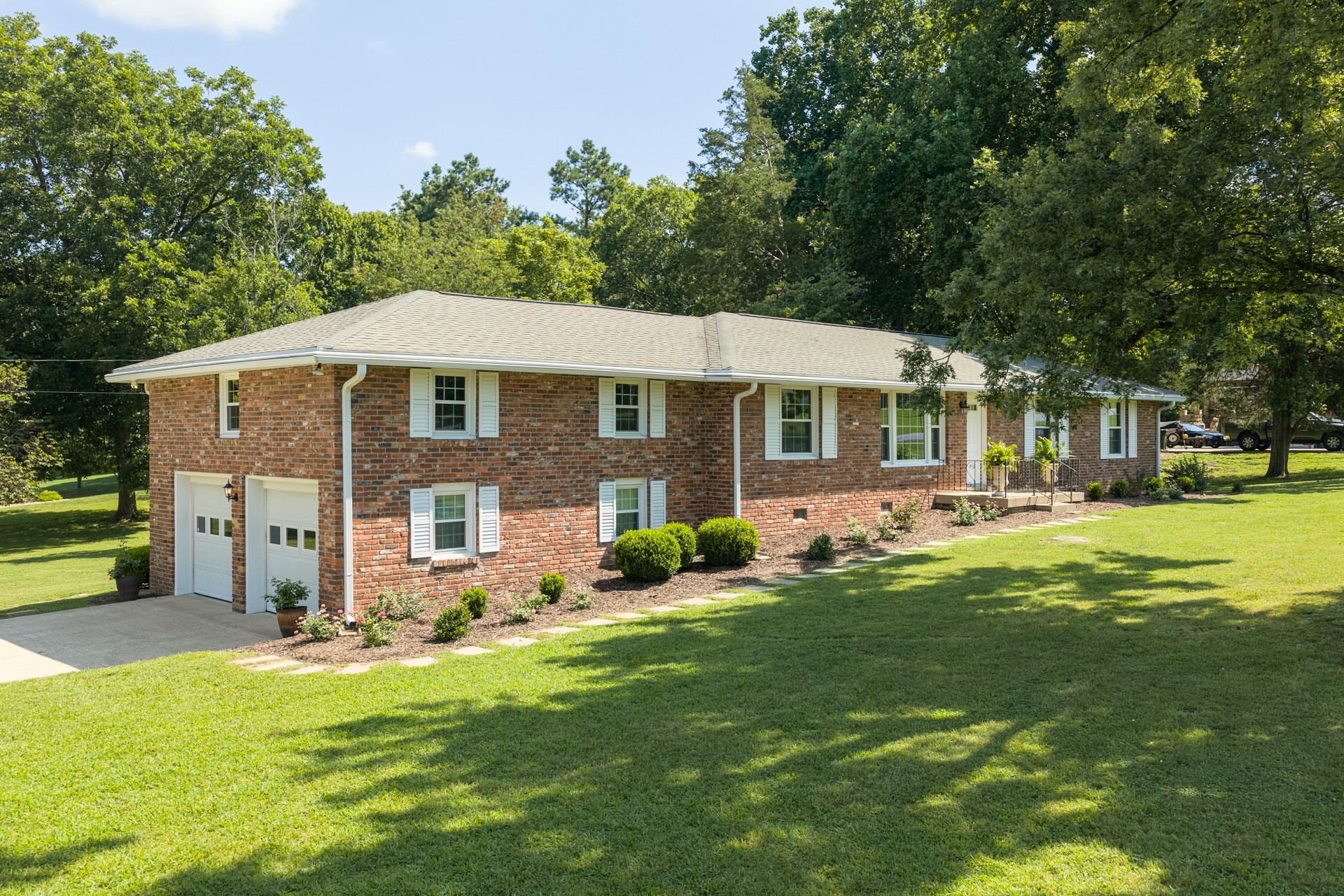 1st image of 408 Hillview Dr, Mount Juliet, TN 37122 | MLS# 3335341