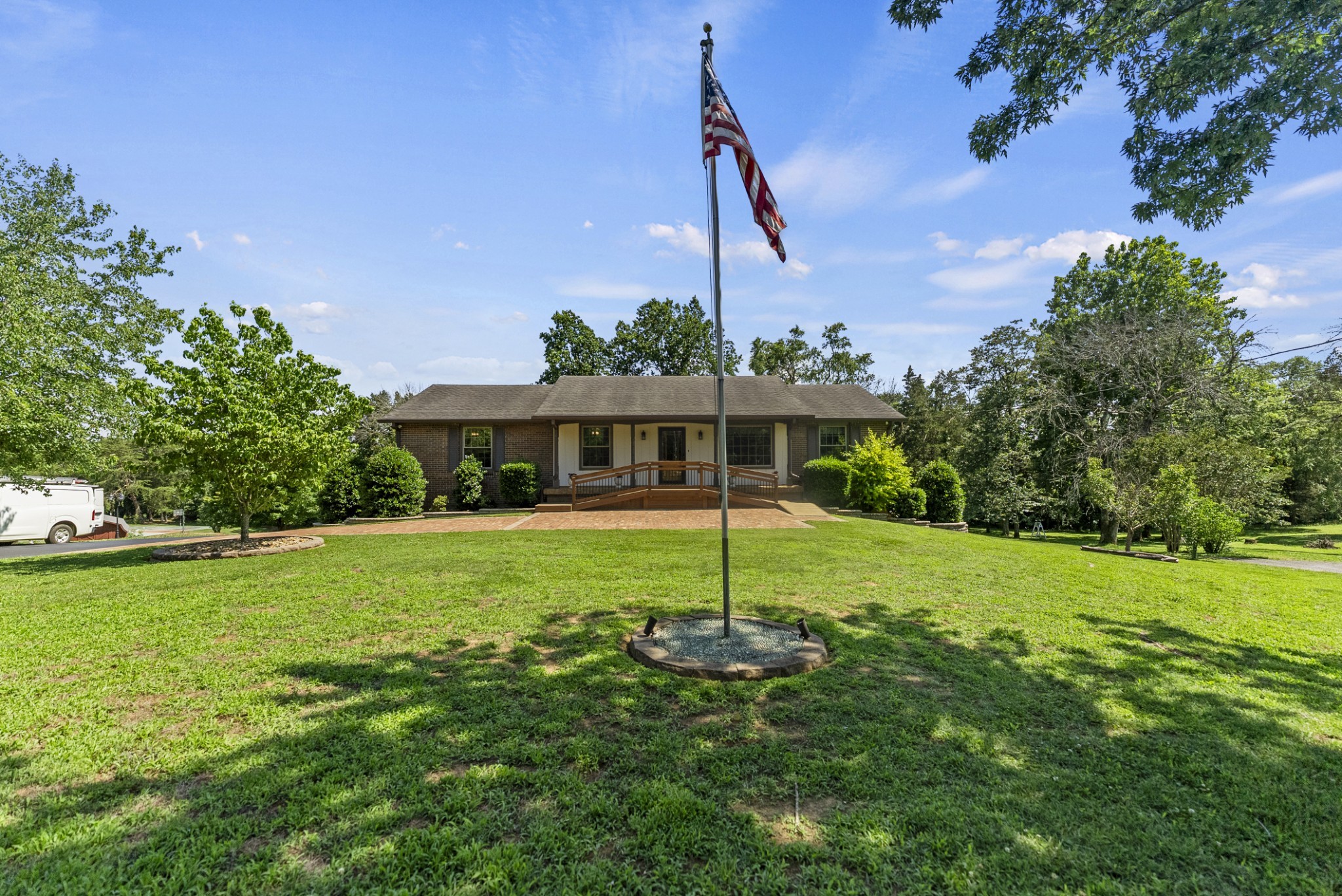 3rd image of 489 Page Dr, Mount Juliet, TN 37122 | MLS# 3336067