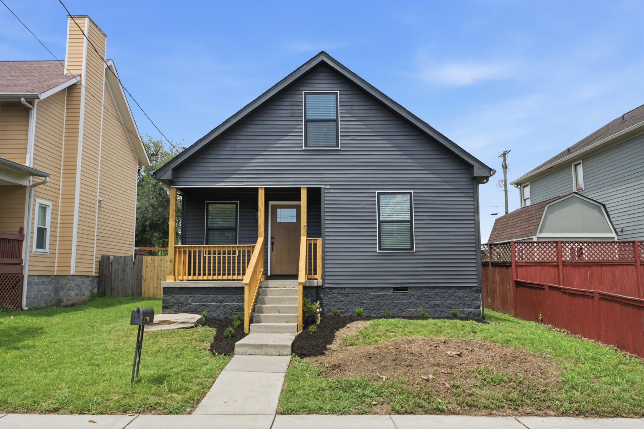 2nd image of 918 Phillips St, Nashville, TN 37208 | MLS# 3500952