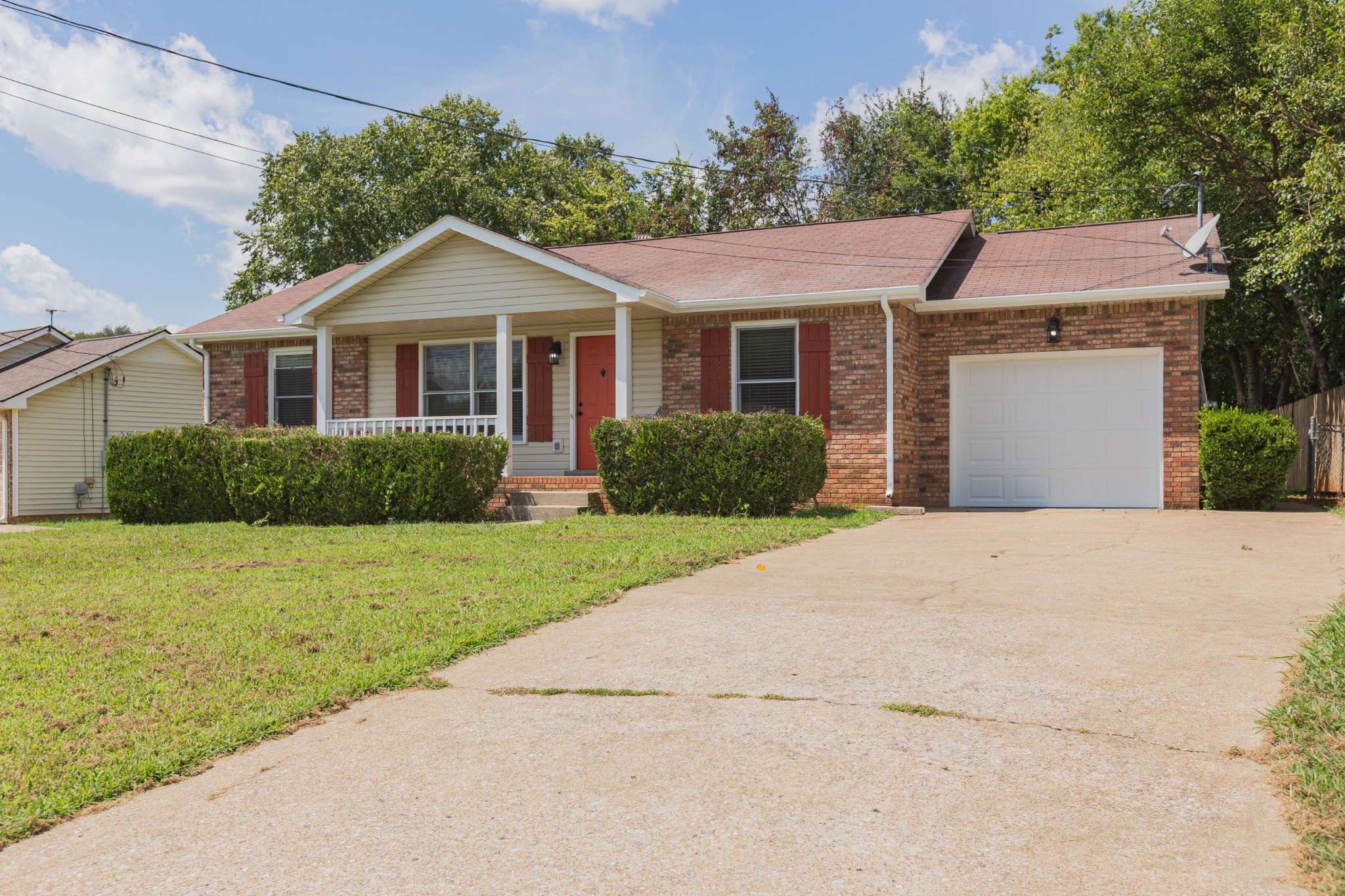 2nd image of 3820 Marla Cir, Clarksville, TN 37042 | MLS# 3526761